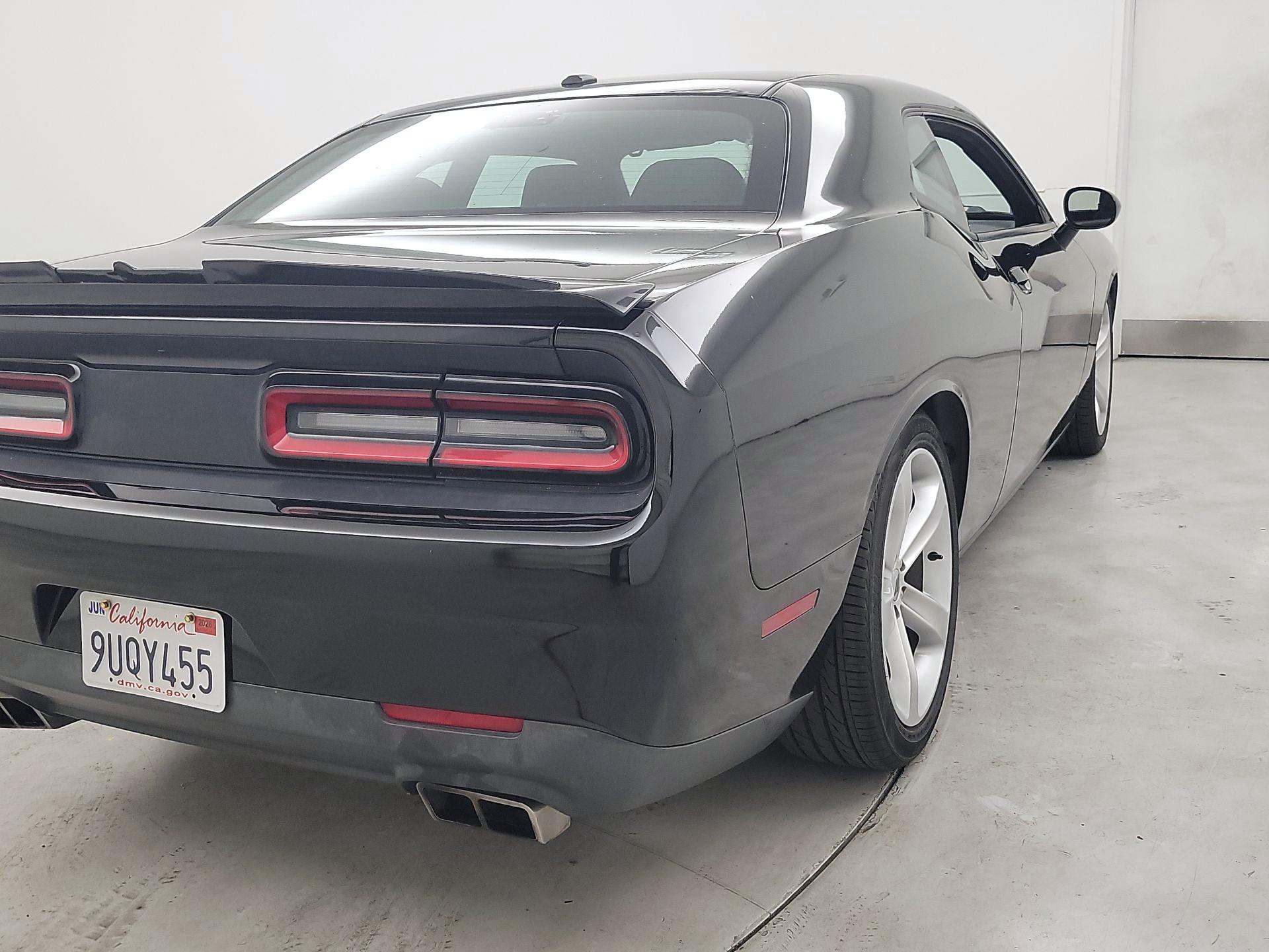 Thumbnail: 2017 Dodge Challenger - 5