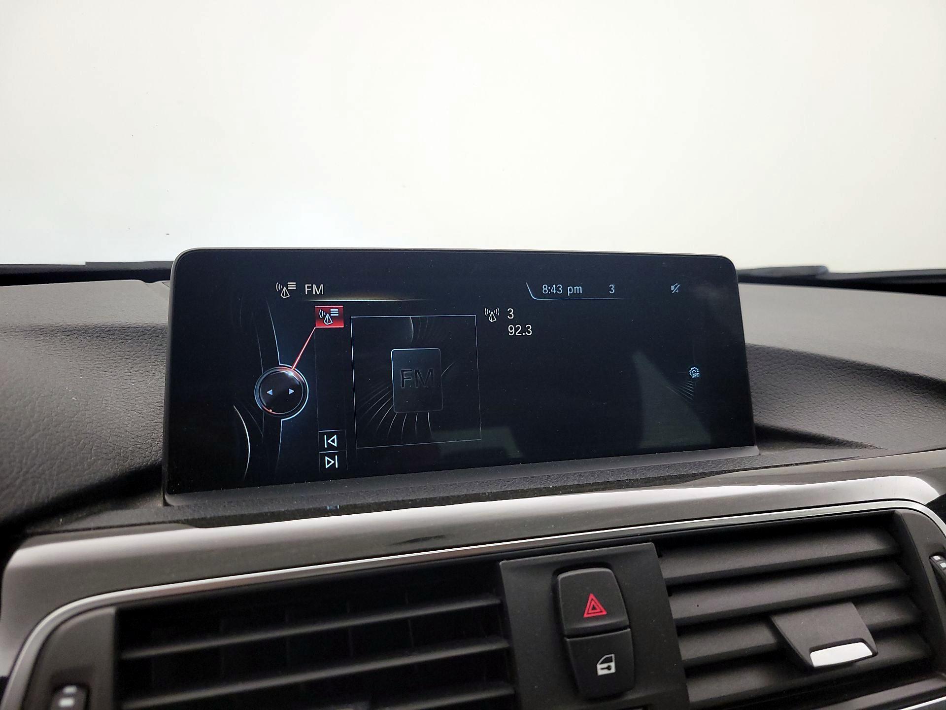 Thumbnail: 2016 BMW 3 Series - 15