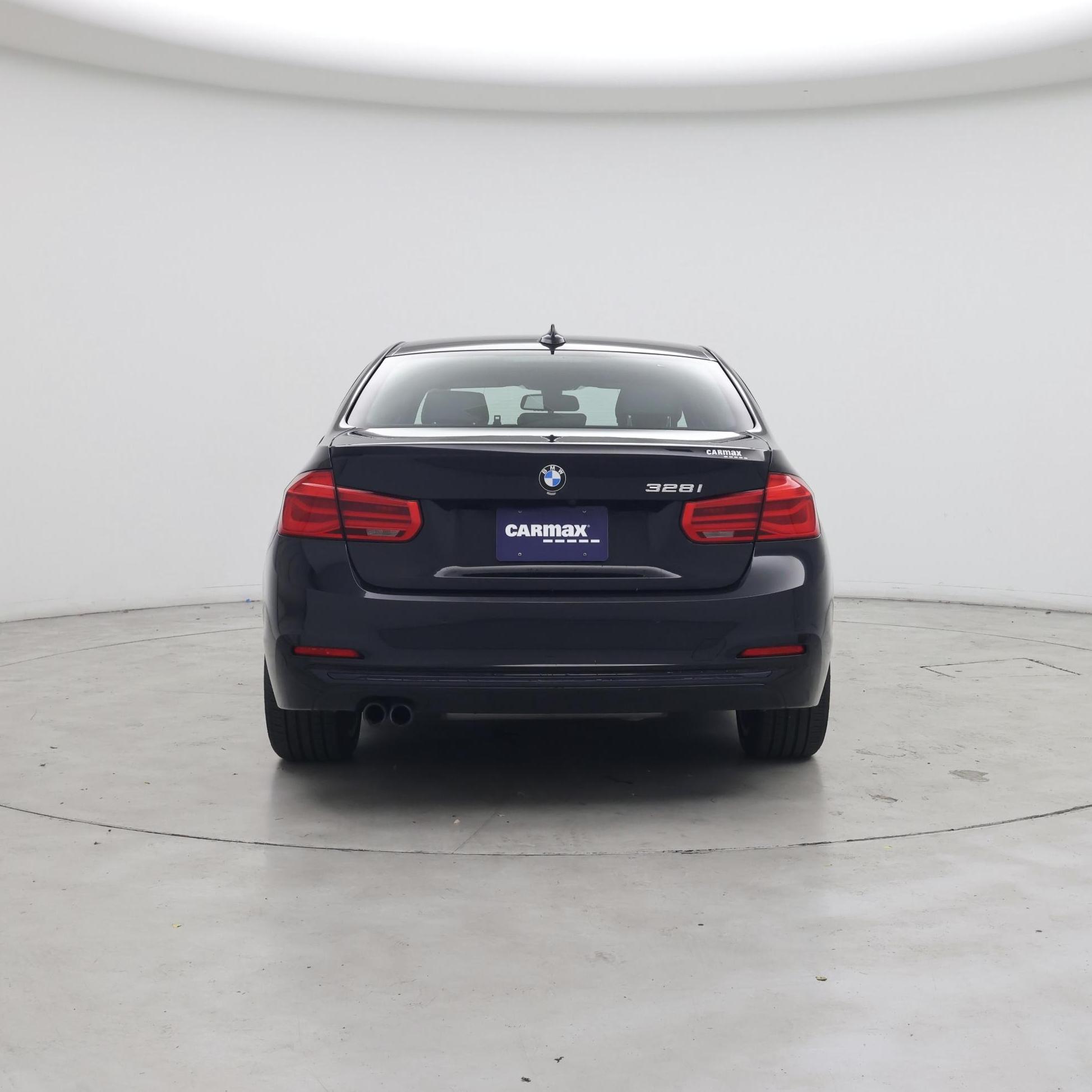 Thumbnail: 2016 BMW 3 Series - 6
