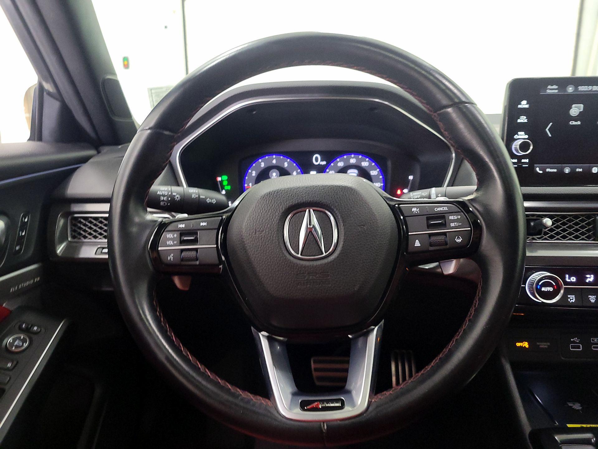 Thumbnail: 2023 Acura Integra - 10