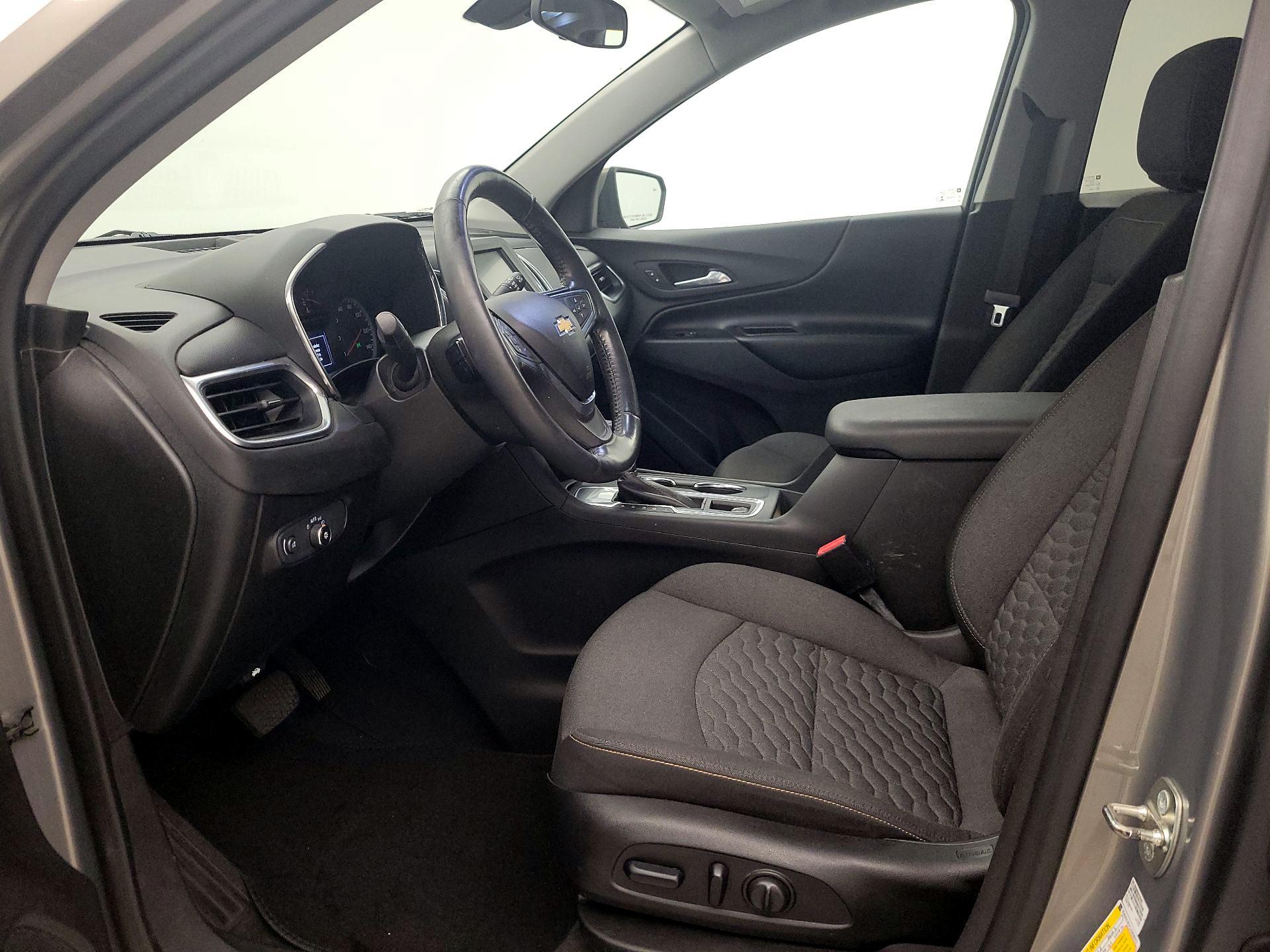 Thumbnail: 2018 Chevrolet Equinox - 11
