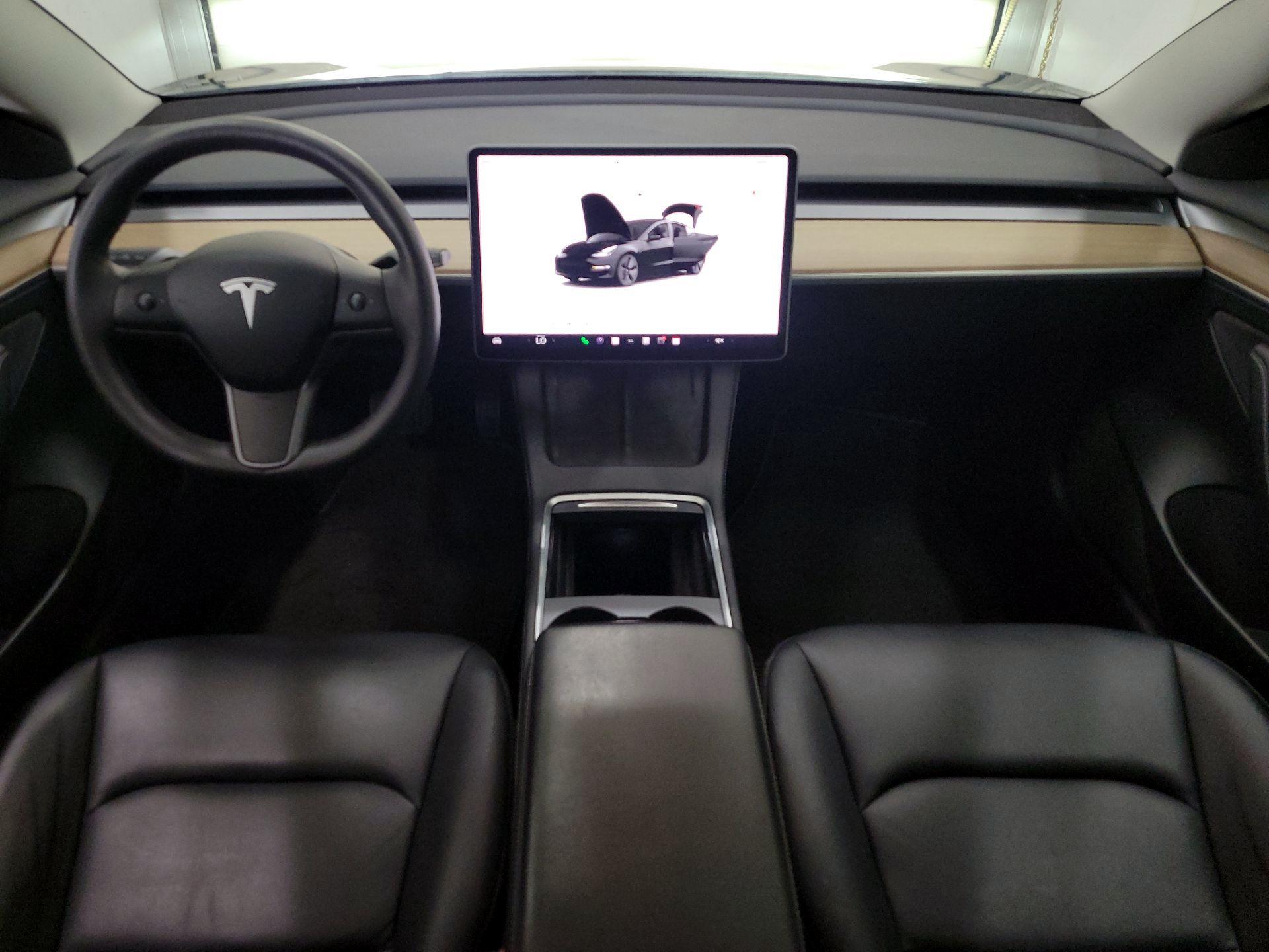 Thumbnail: 2023 Tesla Model 3 - 9