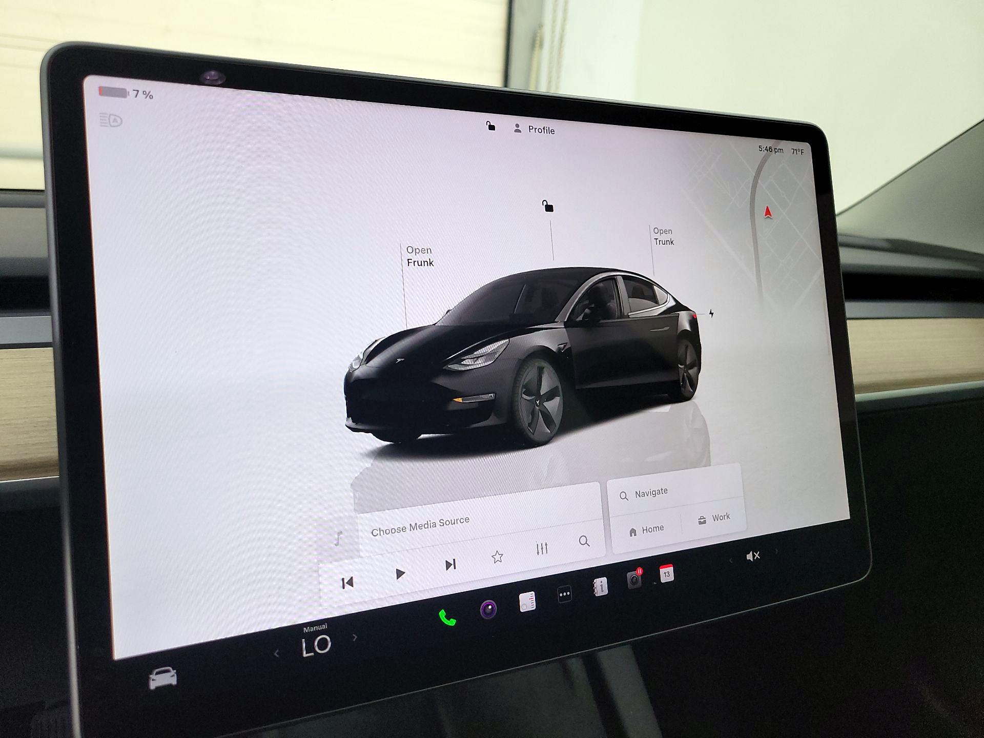 Thumbnail: 2023 Tesla Model 3 - 15