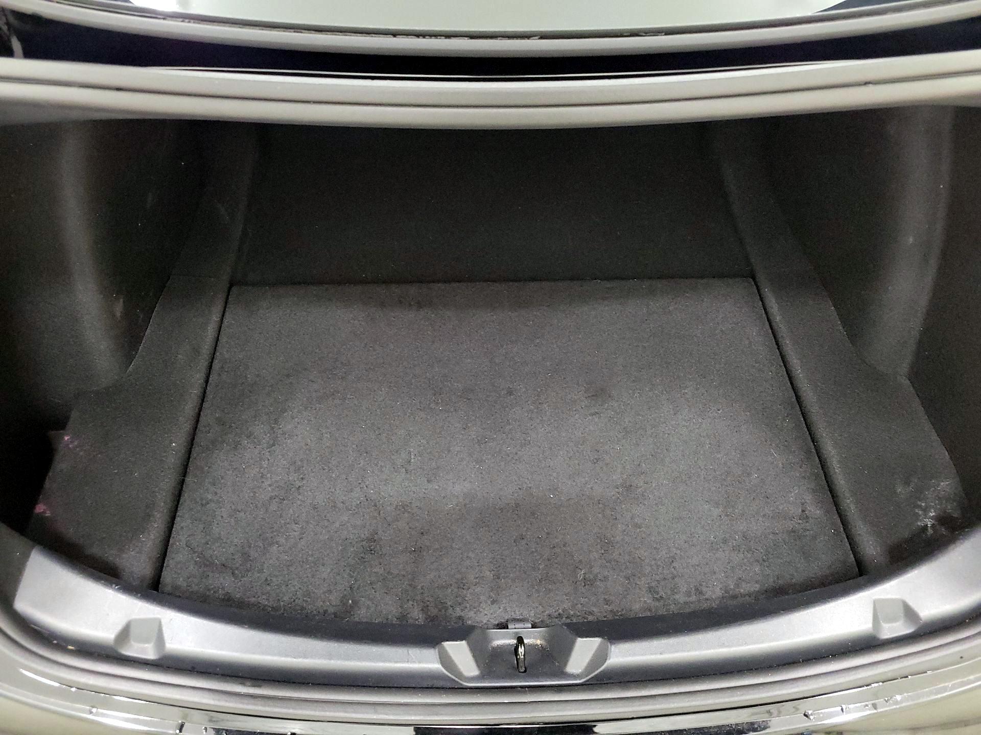 Thumbnail: 2023 Tesla Model 3 - 19