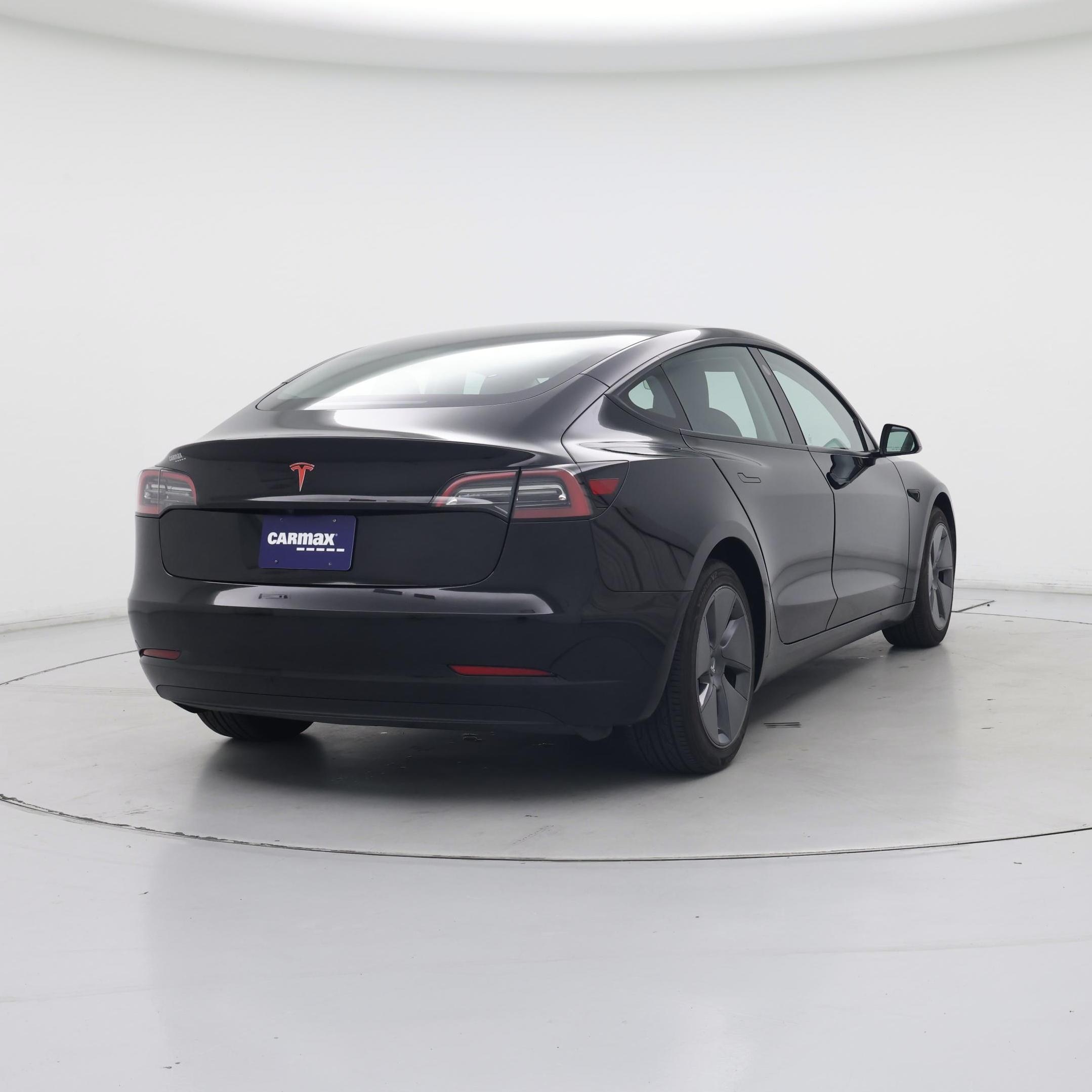 Thumbnail: 2023 Tesla Model 3 - 8