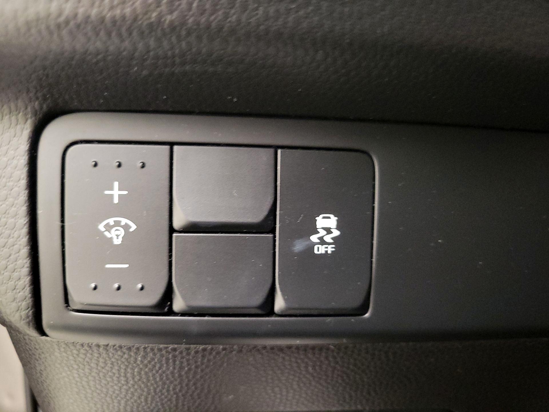 Thumbnail: 2016 Kia Soul - 13
