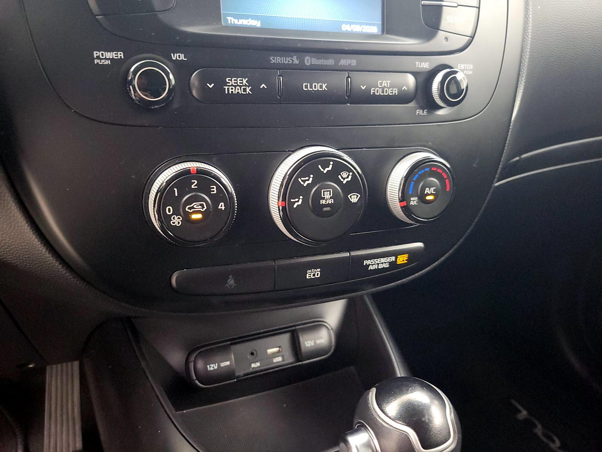 Thumbnail: 2016 Kia Soul - 16