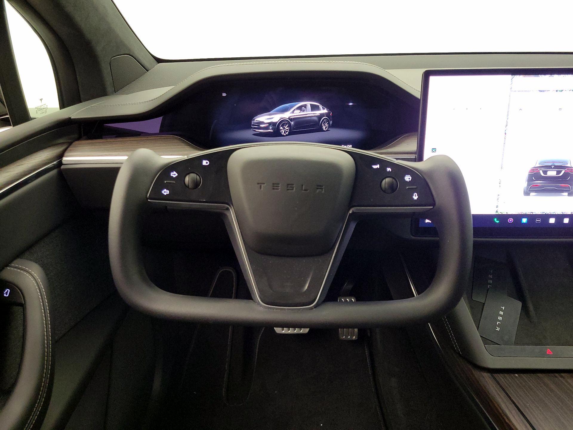 Thumbnail: 2022 Tesla Model X - 10