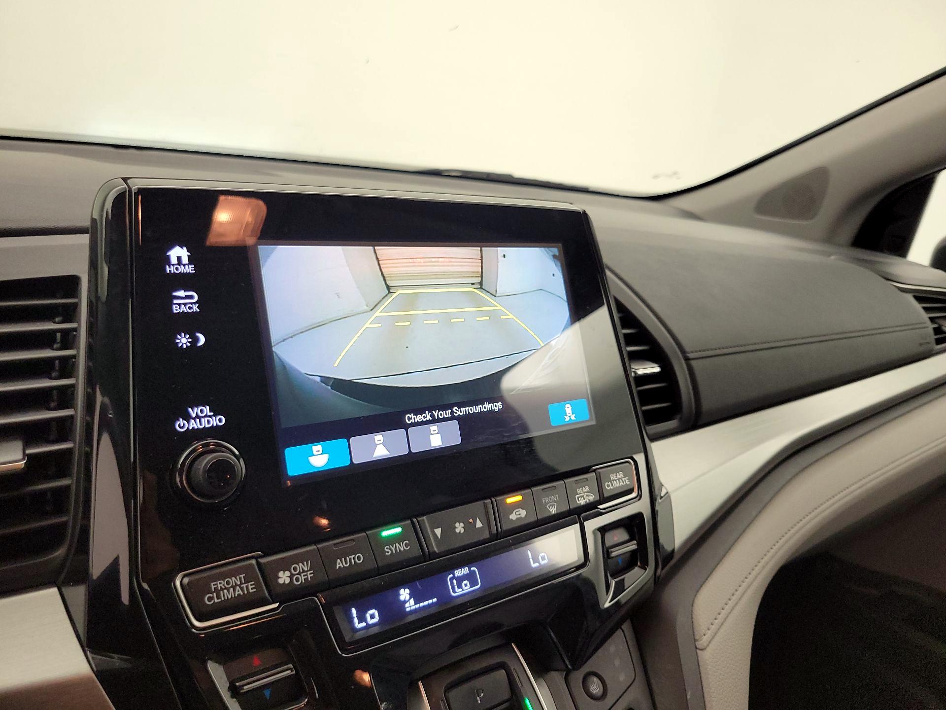 Thumbnail: 2019 Honda Odyssey - 14