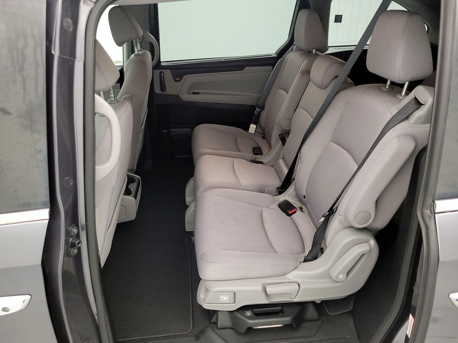 Thumbnail: 2019 Honda Odyssey - 18