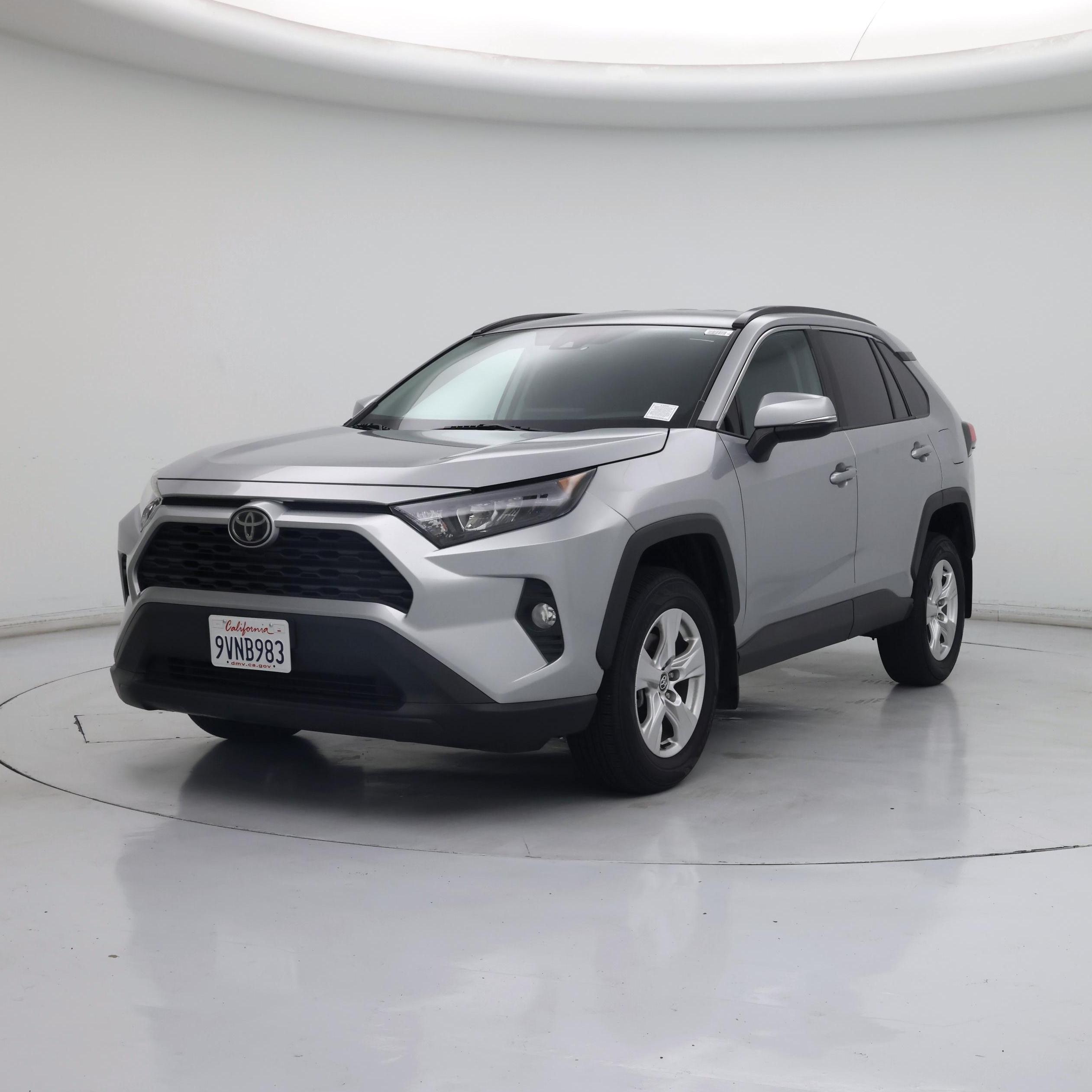 Thumbnail: 2020 Toyota RAV4 - 4