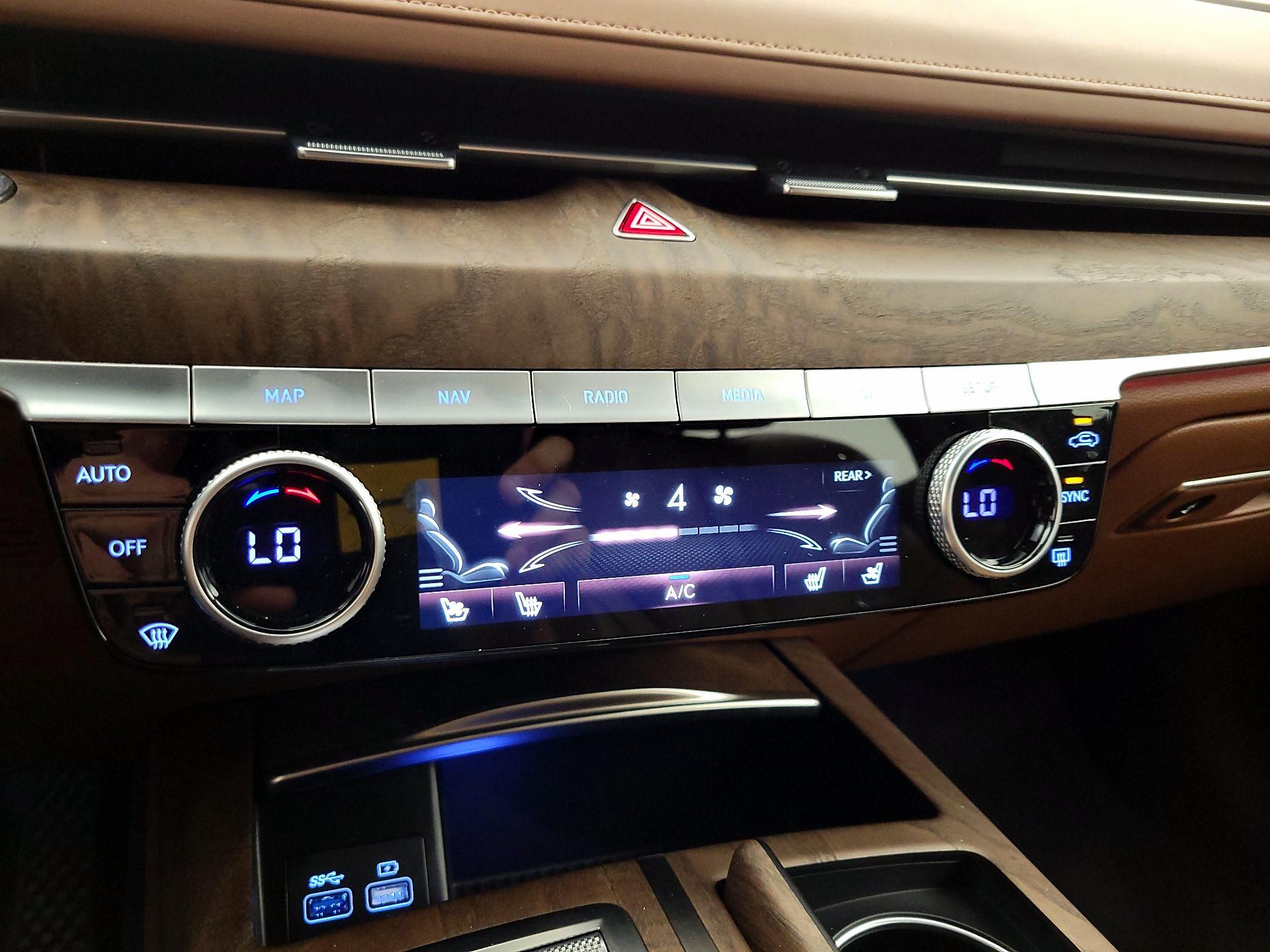 Thumbnail: 2023 Genesis G80 - 17