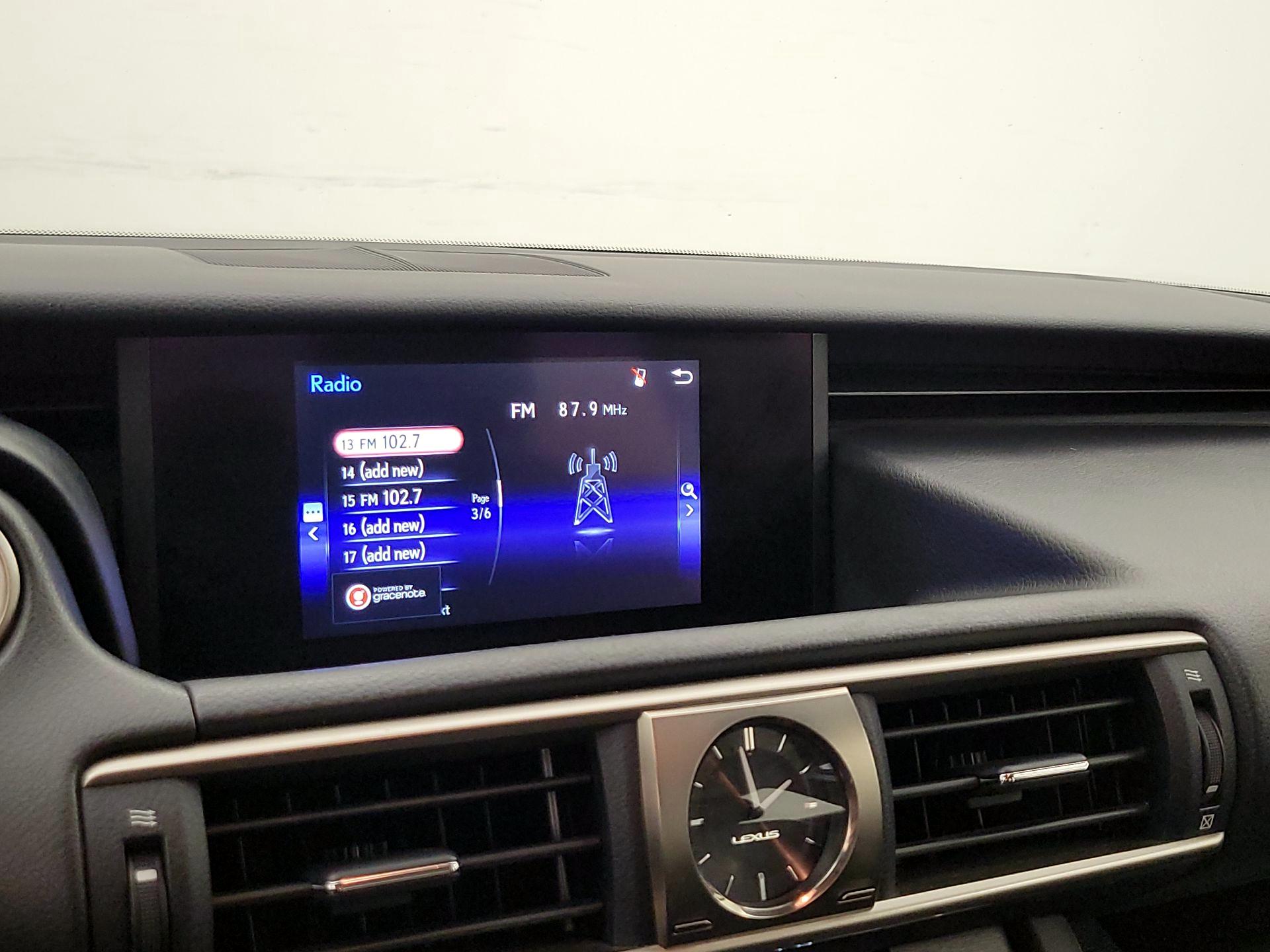 Thumbnail: 2020 Lexus IS - 15