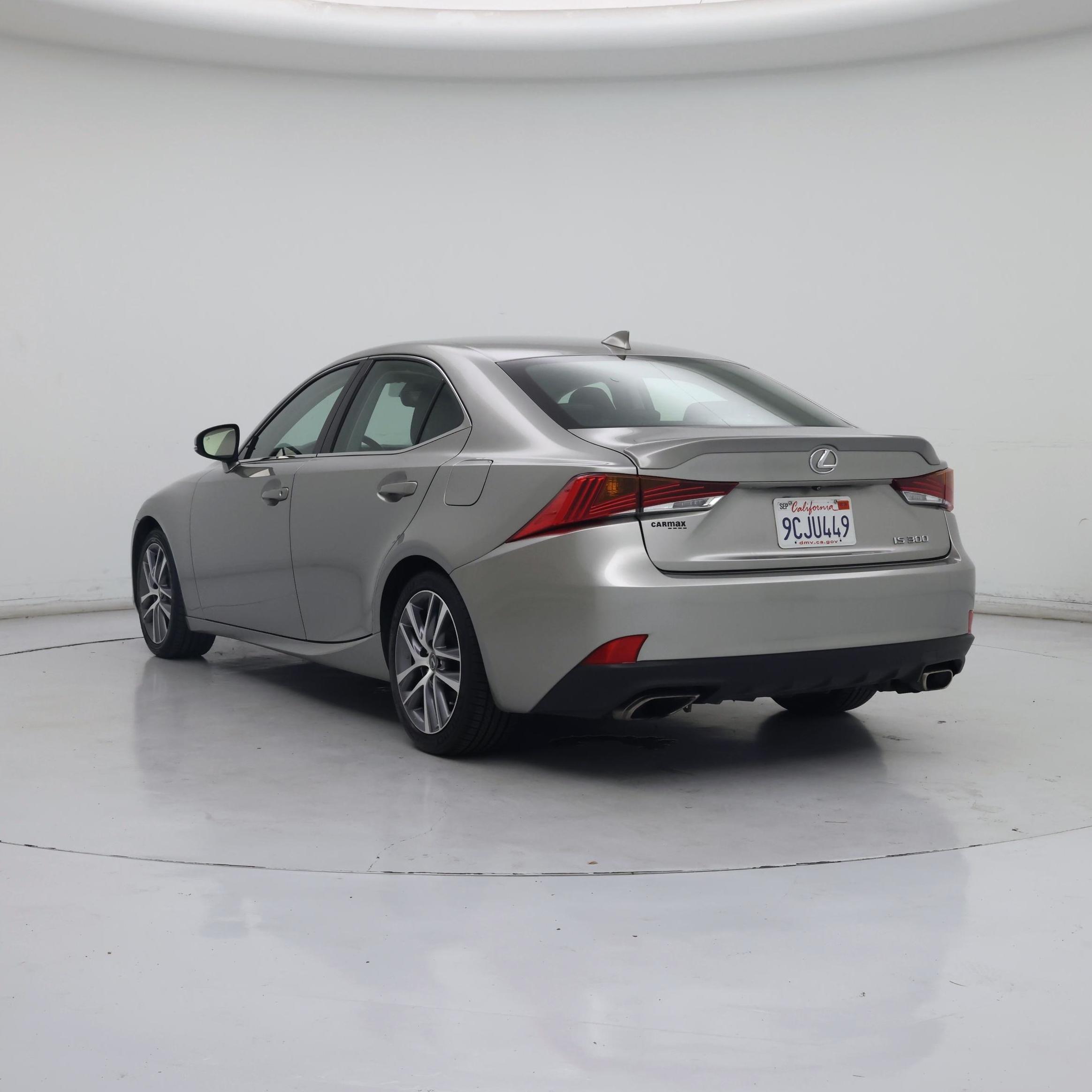 Thumbnail: 2020 Lexus IS - 2