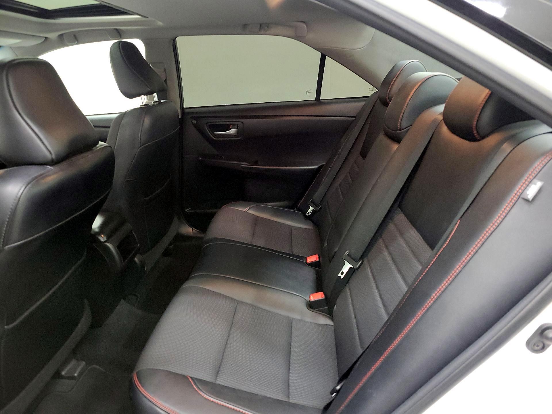 Thumbnail: 2017 Toyota Camry - 20