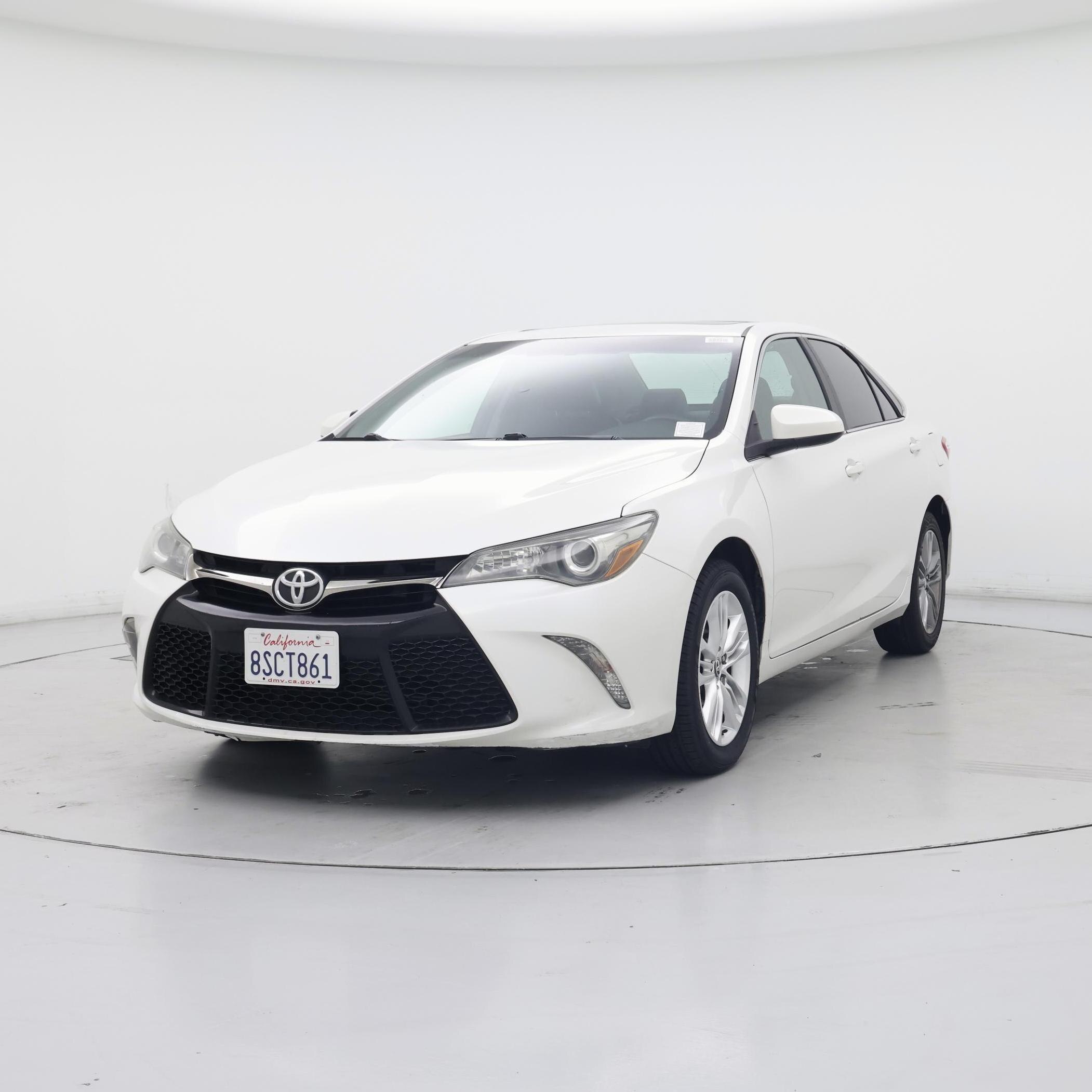 Thumbnail: 2017 Toyota Camry - 4