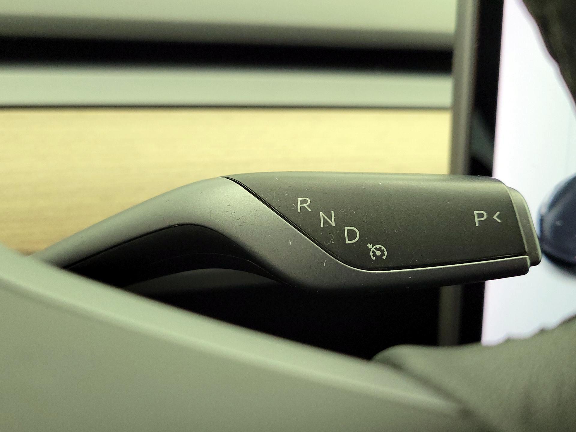 Thumbnail: 2020 Tesla Model 3 - 17