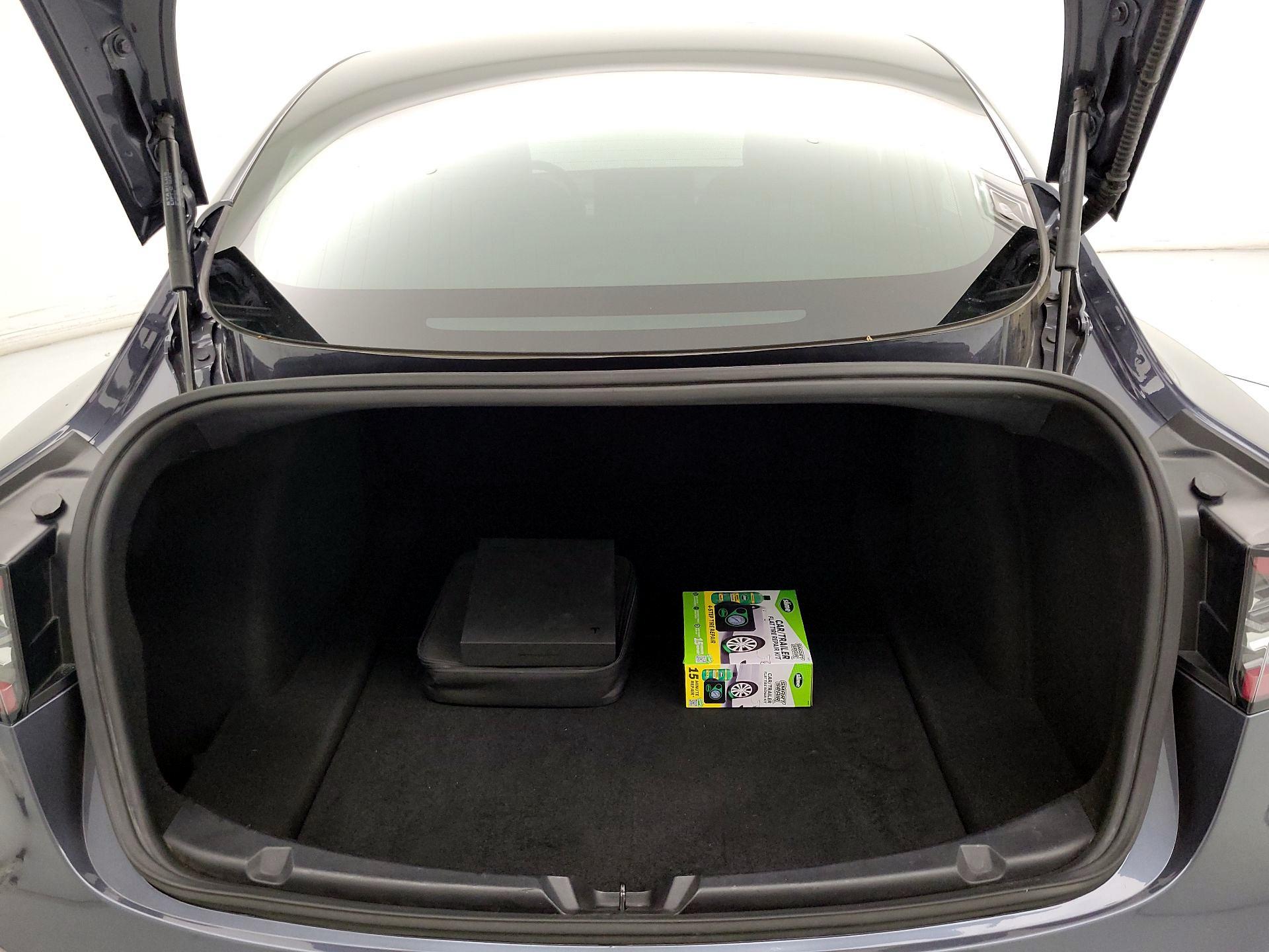 Thumbnail: 2020 Tesla Model 3 - 20