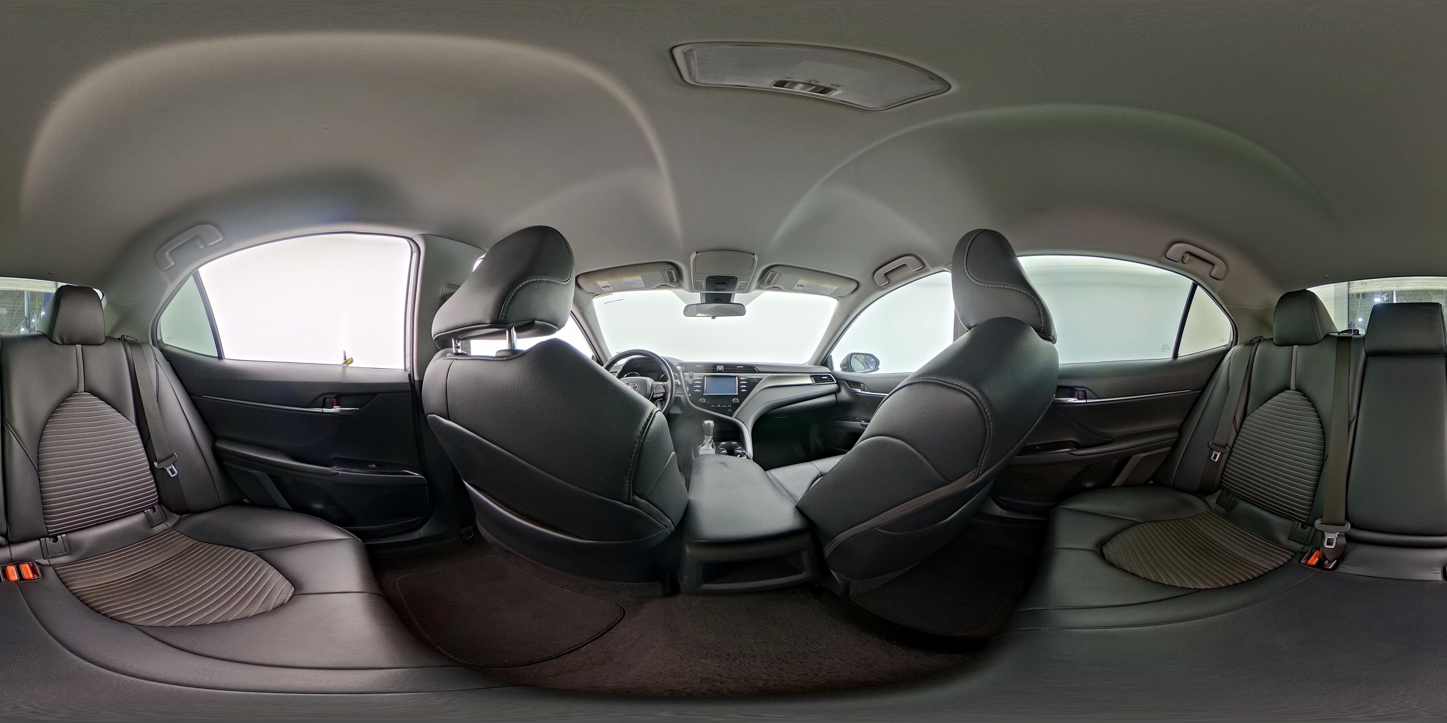 2019 Toyota Camry SE - Photo 24