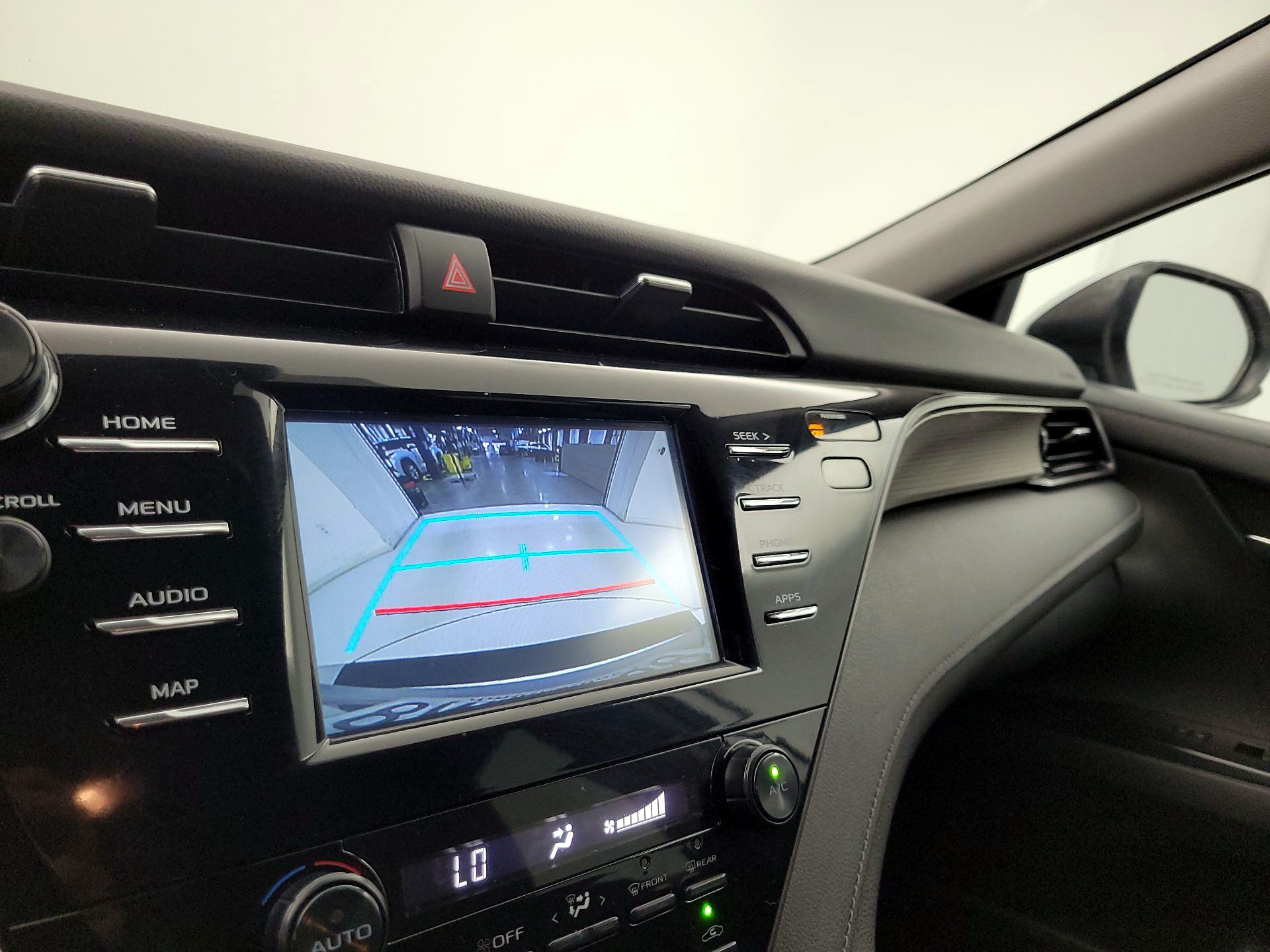 Thumbnail: 2019 Toyota Camry - 14