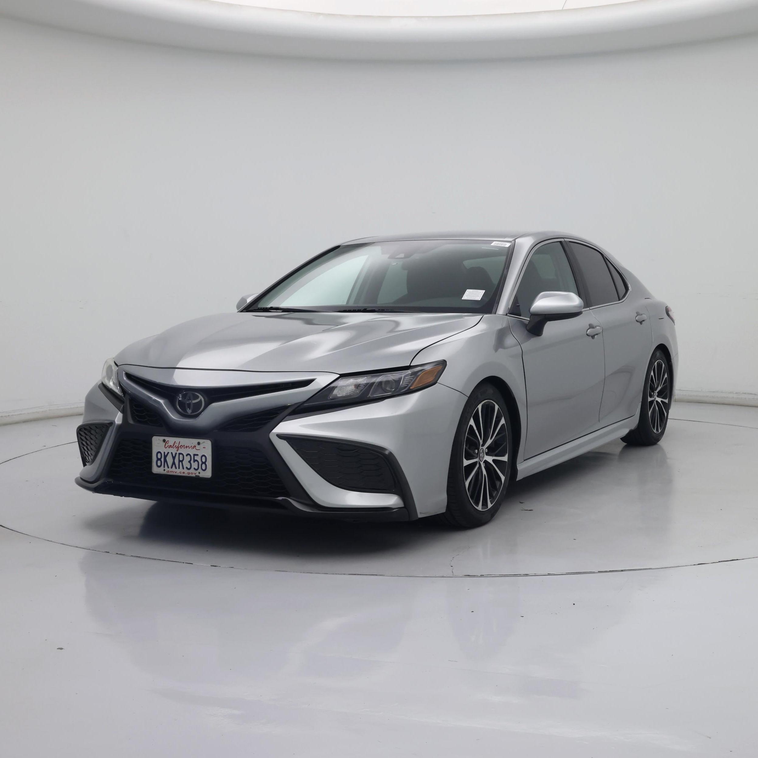 Thumbnail: 2019 Toyota Camry - 4
