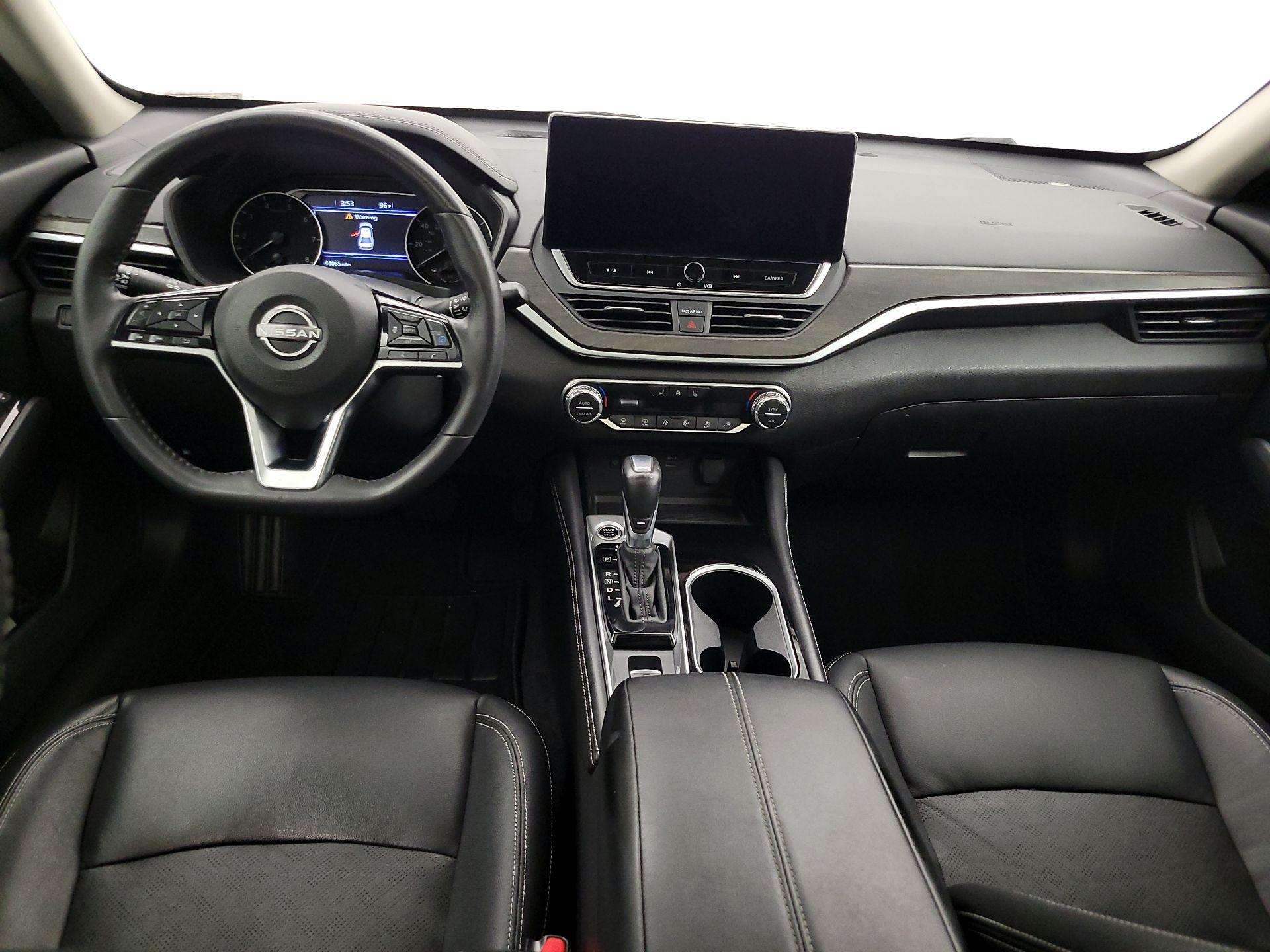 Thumbnail: 2023 Nissan Altima - 9