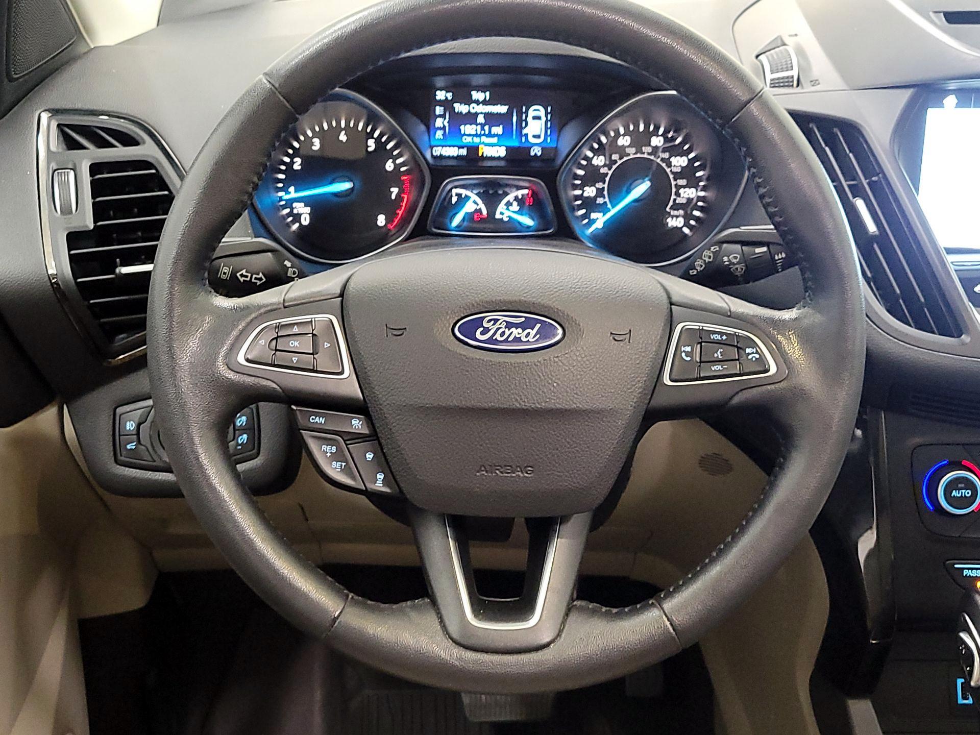 Thumbnail: 2018 Ford Escape - 10