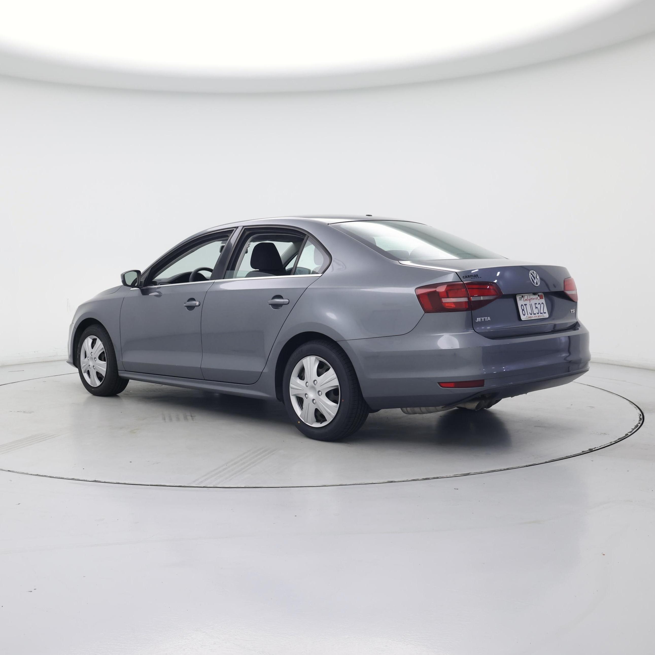 Thumbnail: 2017 Volkswagen Jetta - 2