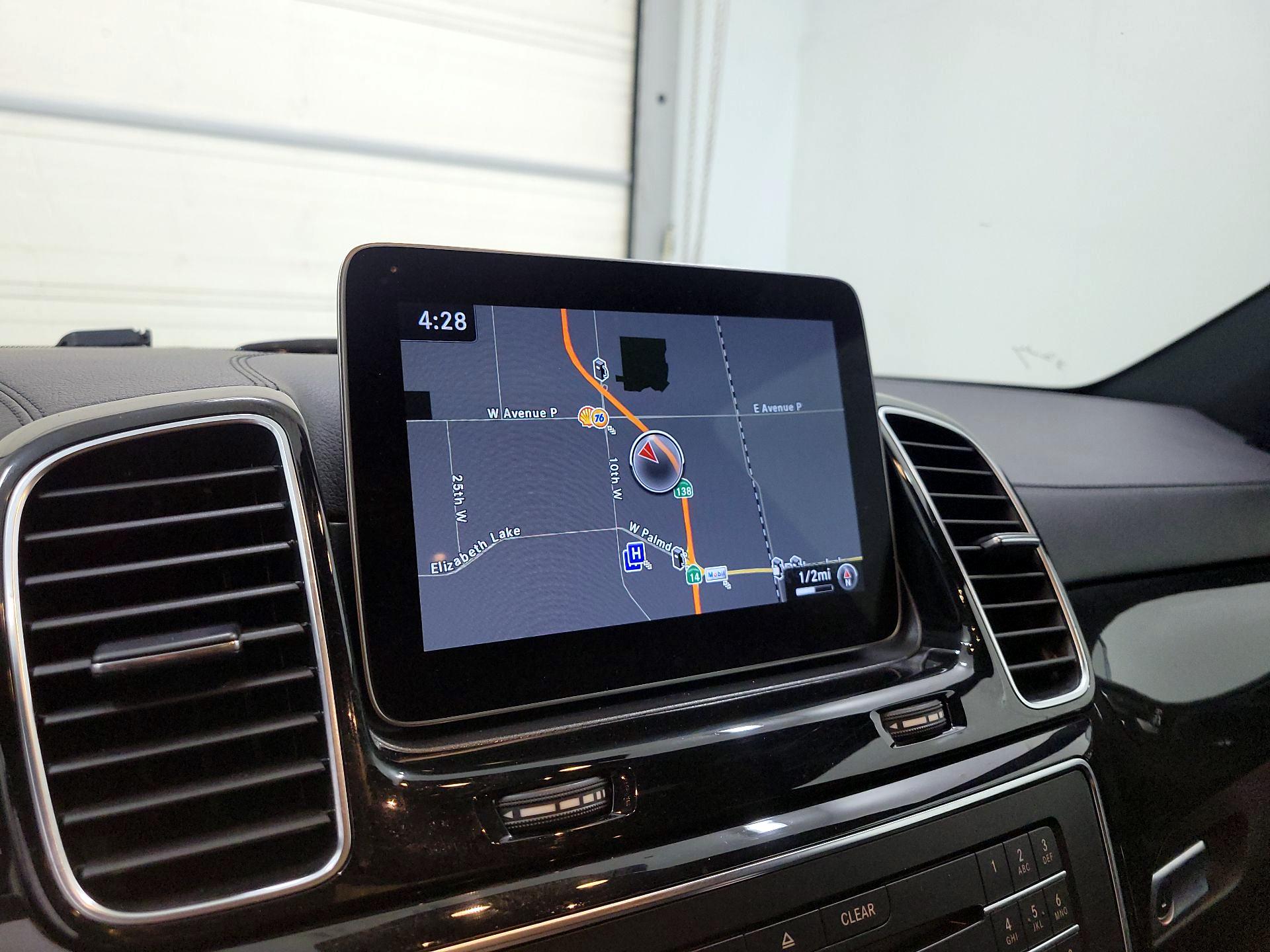 Thumbnail: 2019 Mercedes-Benz GLS - 14