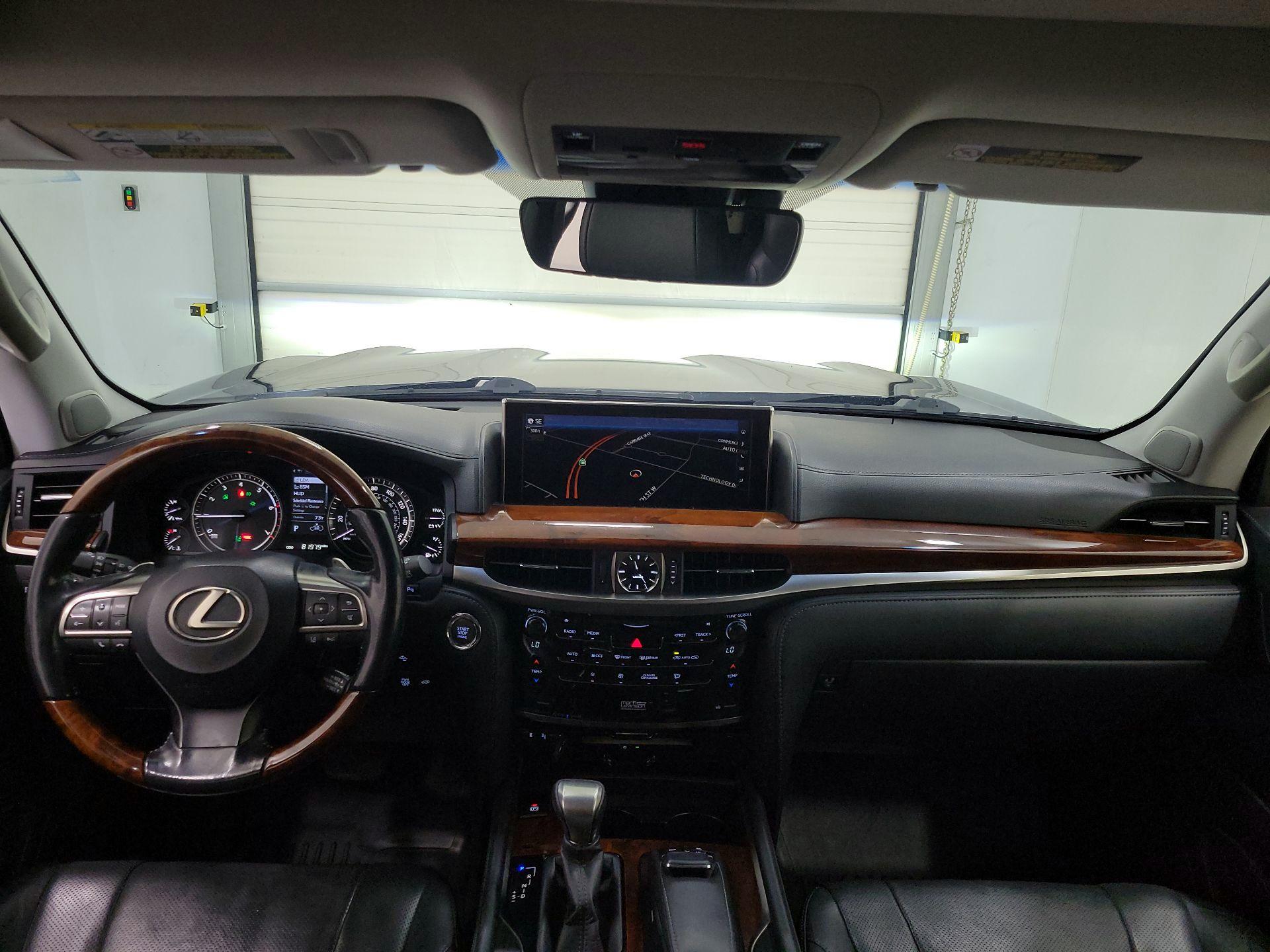 Thumbnail: 2016 Lexus LX - 9