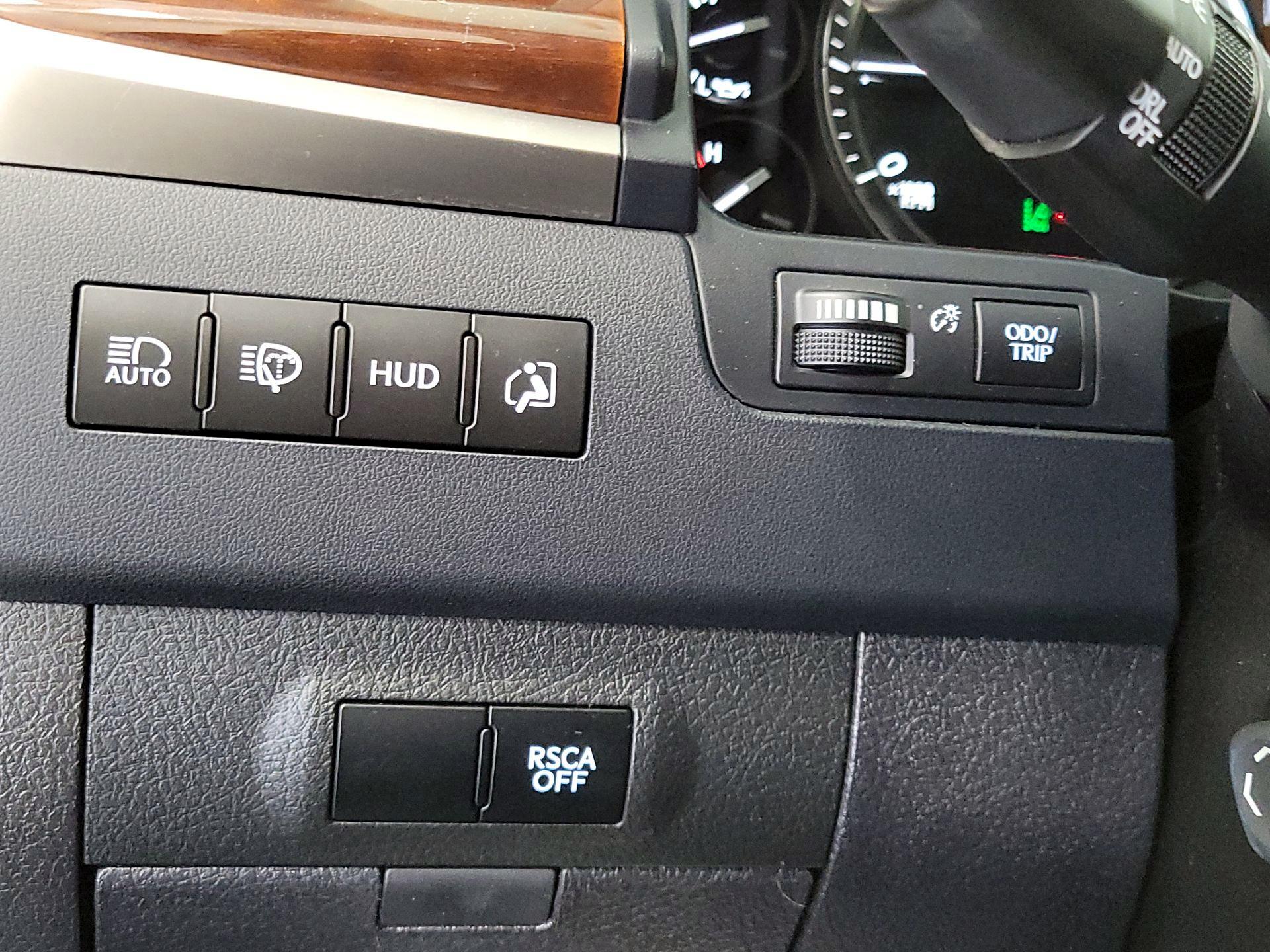 Thumbnail: 2016 Lexus LX - 13