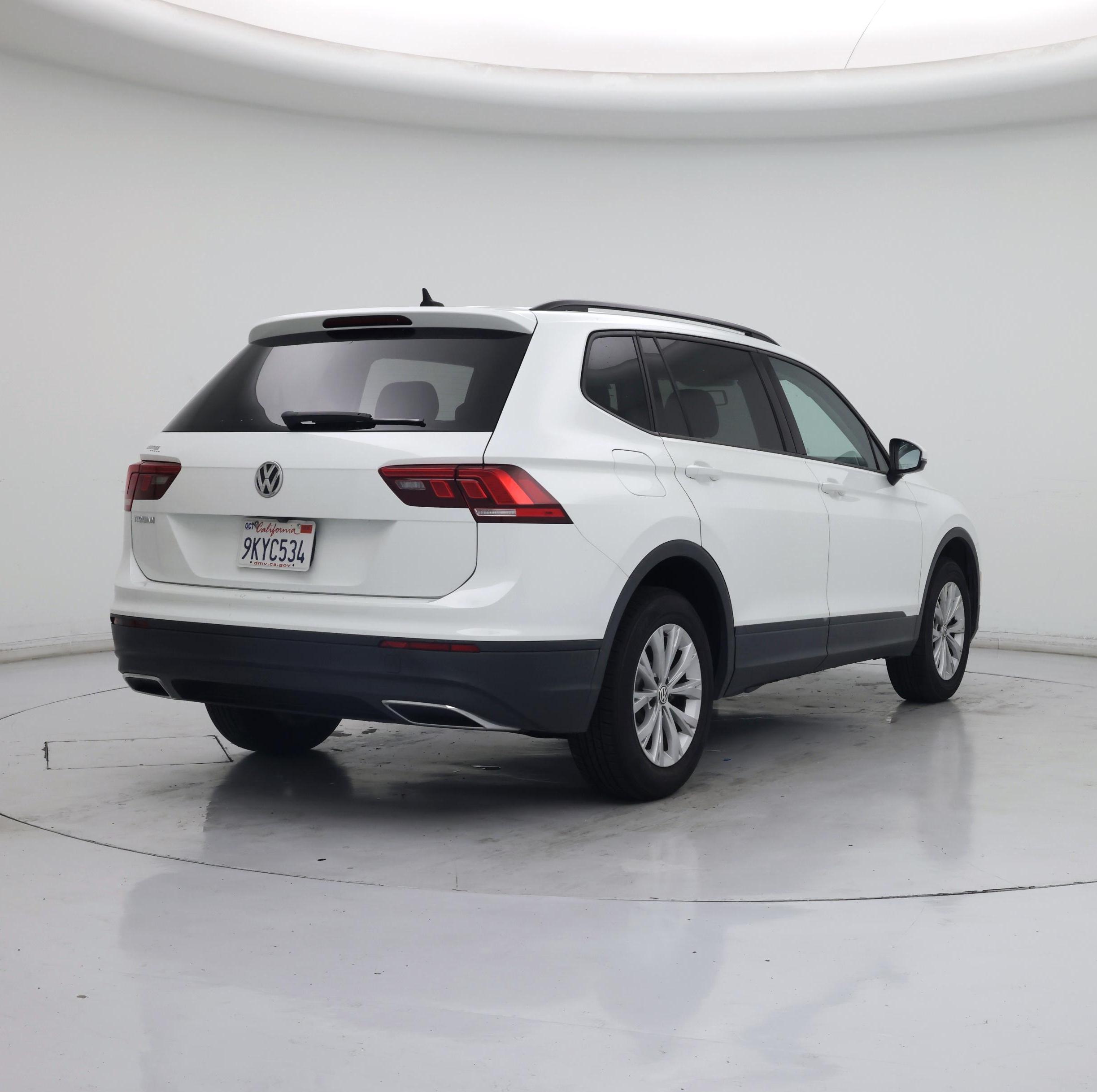 Thumbnail: 2020 Volkswagen Tiguan - 8