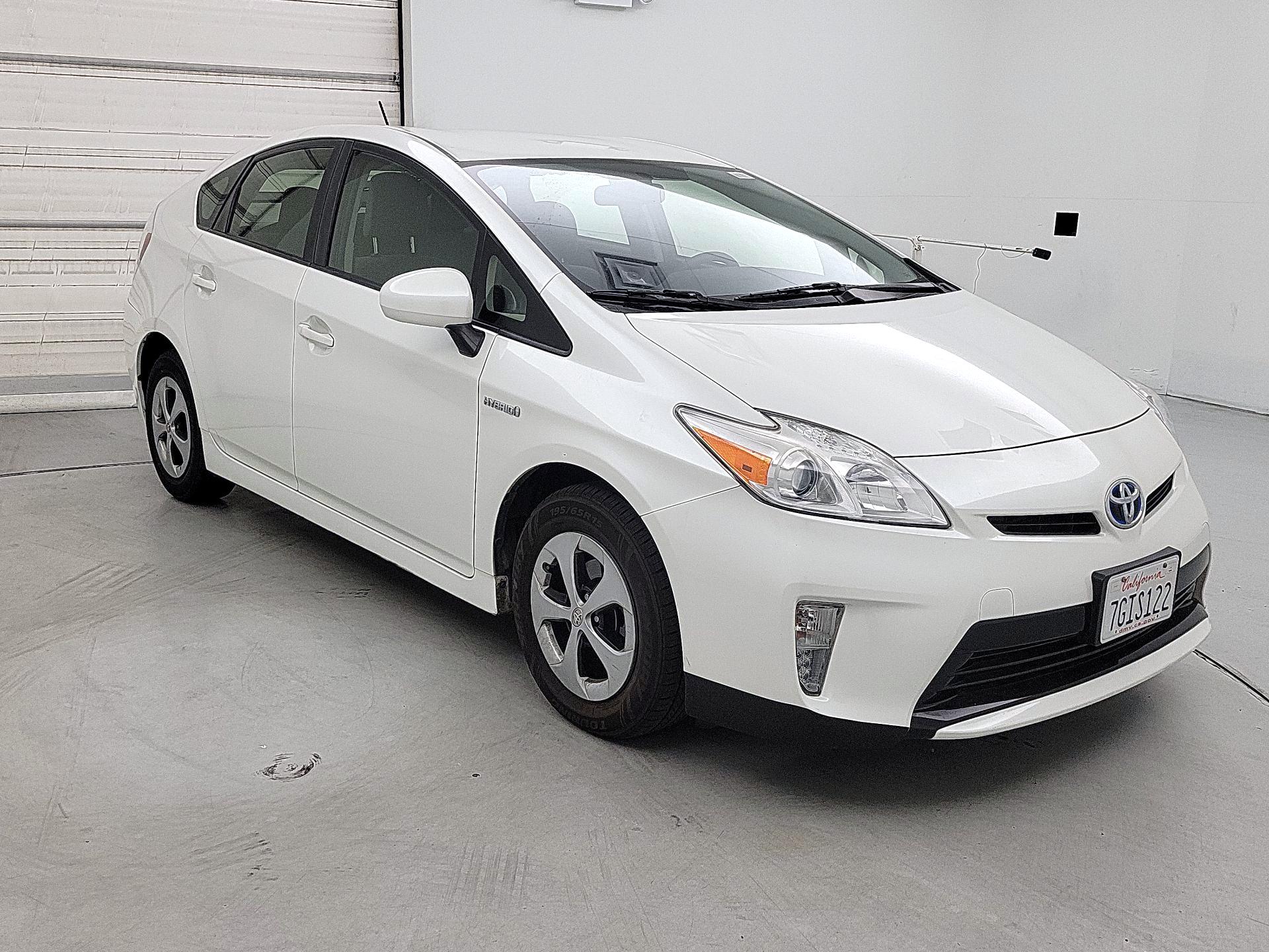 Thumbnail: 2014 Toyota Prius - 1