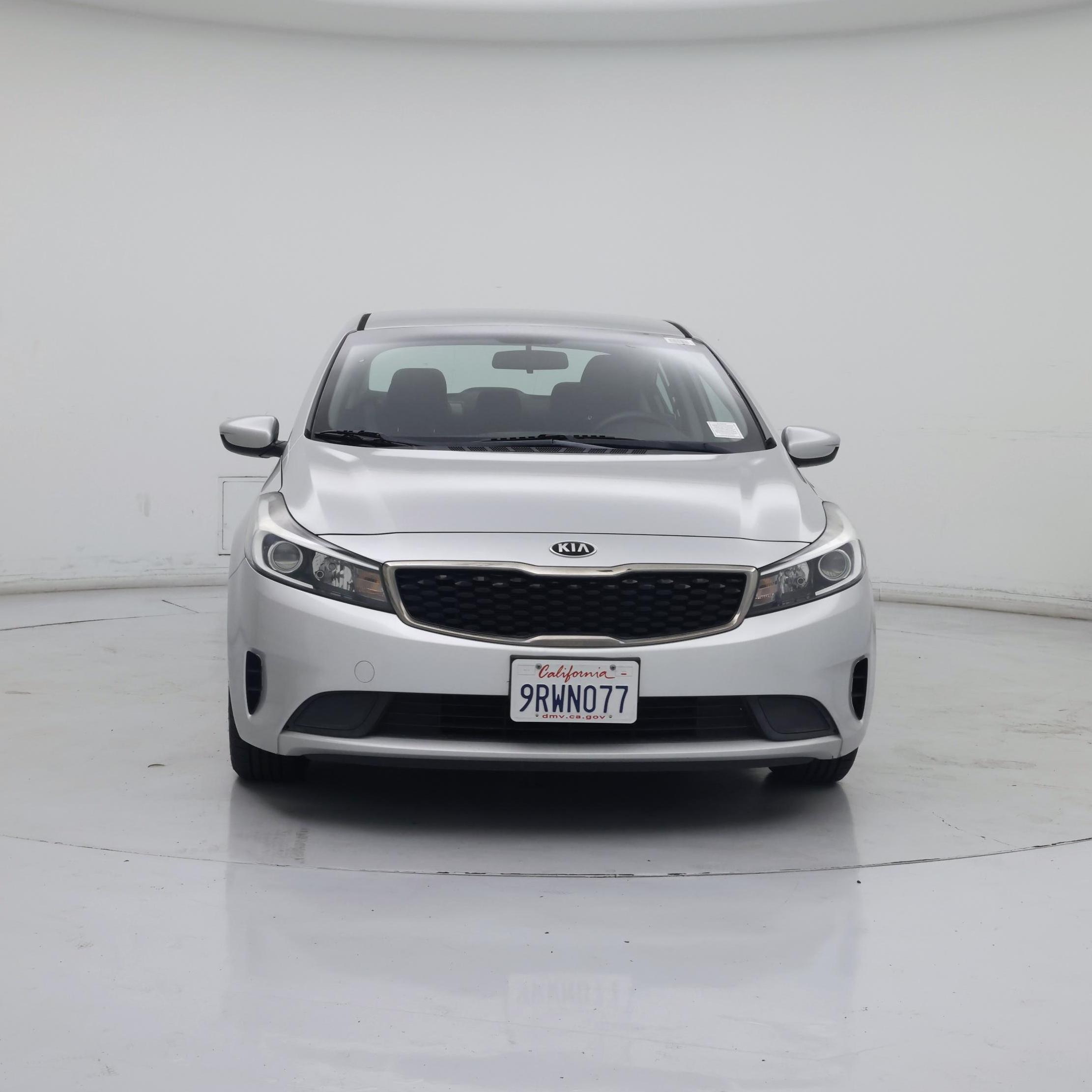 Thumbnail: 2017 Kia Forte - 5