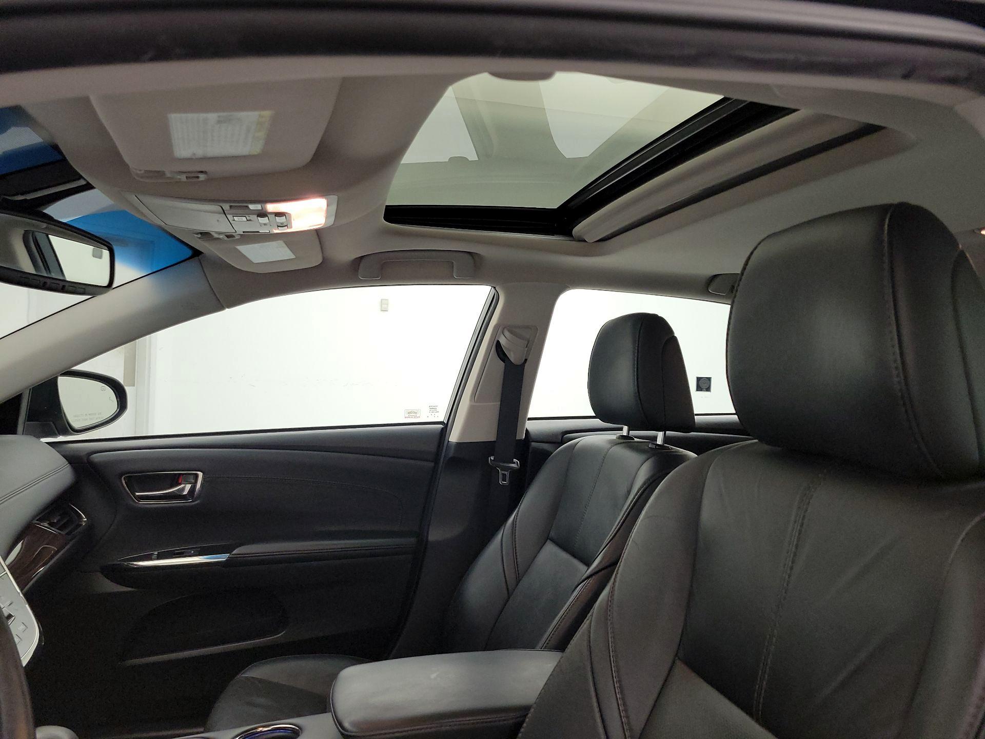 Thumbnail: 2015 Toyota Avalon - 18