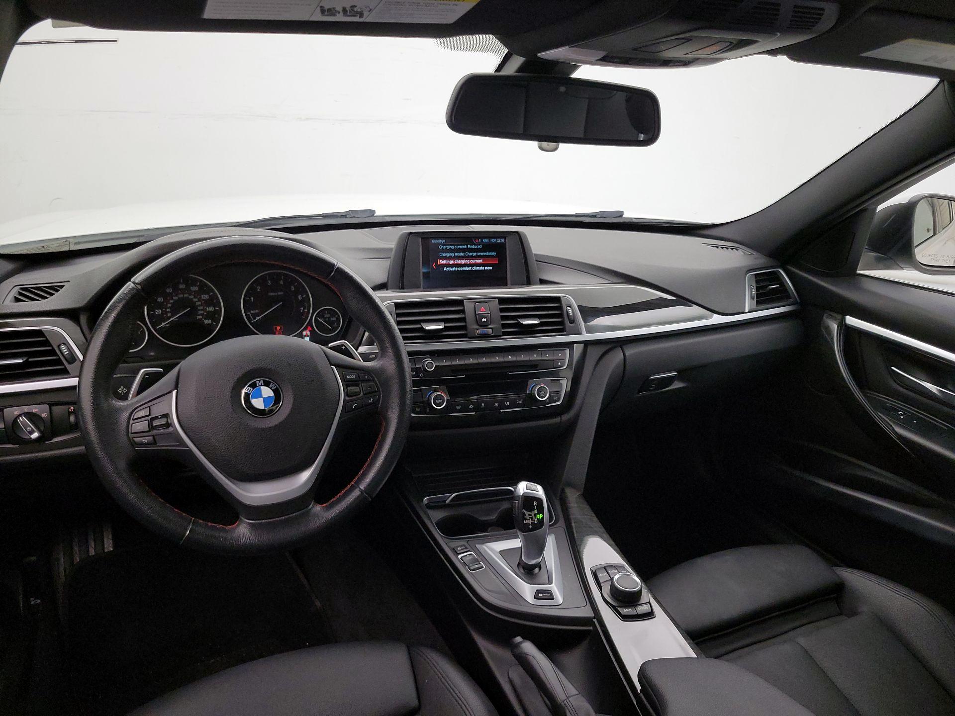 Thumbnail: 2018 BMW 3 Series - 9