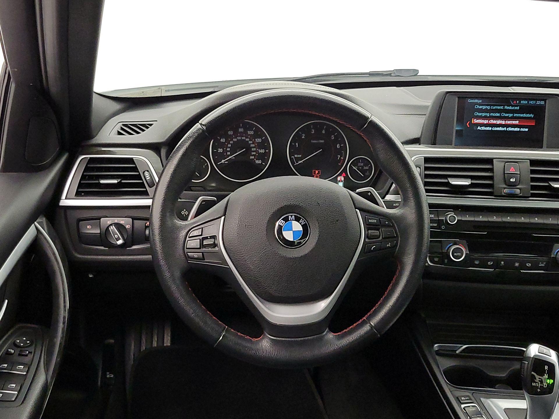 Thumbnail: 2018 BMW 3 Series - 10