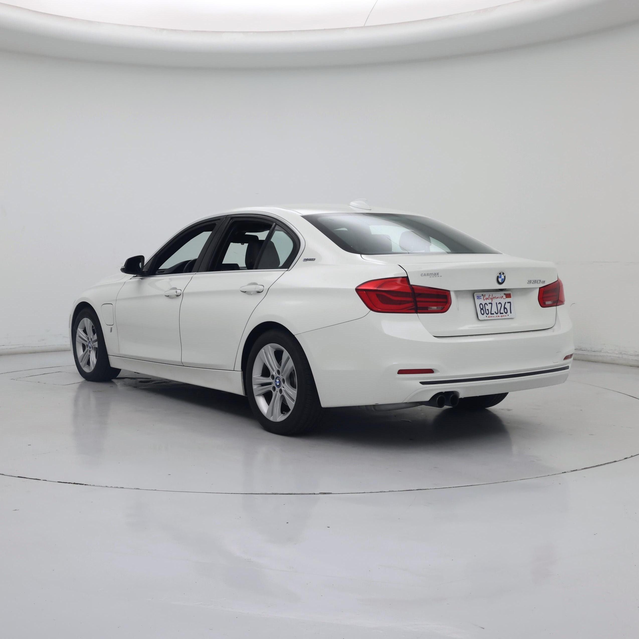 Thumbnail: 2018 BMW 3 Series - 2