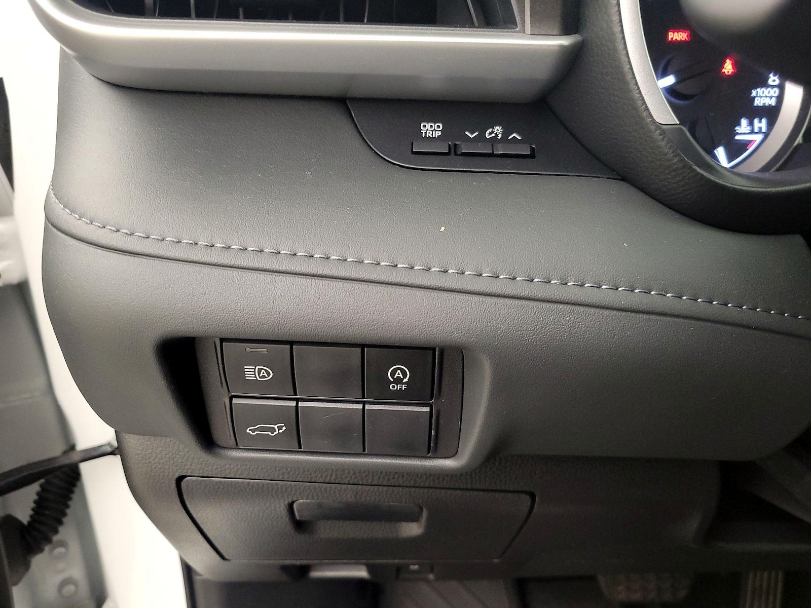 2023 Toyota Highlander XLE - Photo 12