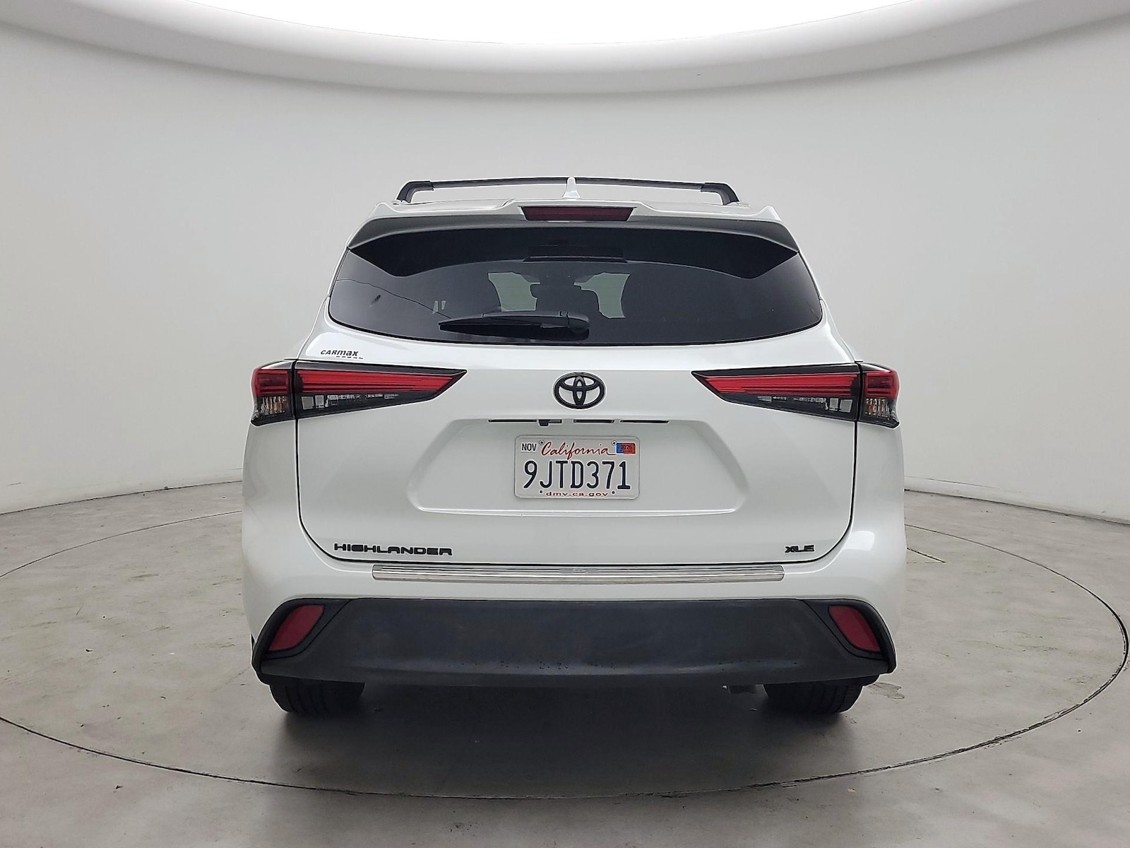 2023 Toyota Highlander XLE - Photo 6