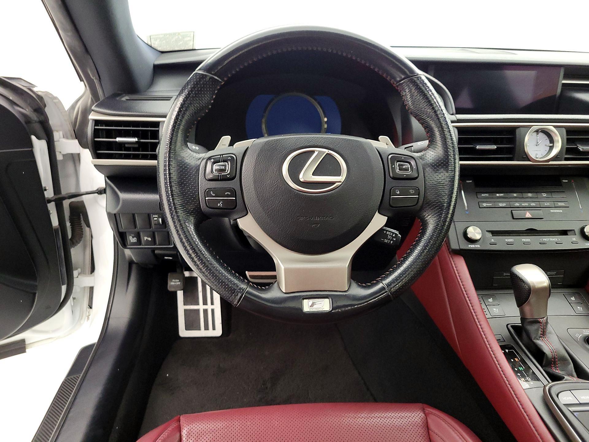 Thumbnail: 2016 Lexus RC - 10