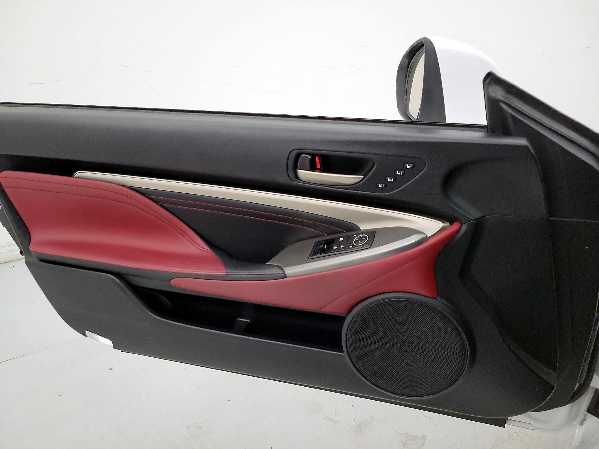 Thumbnail: 2016 Lexus RC - 12