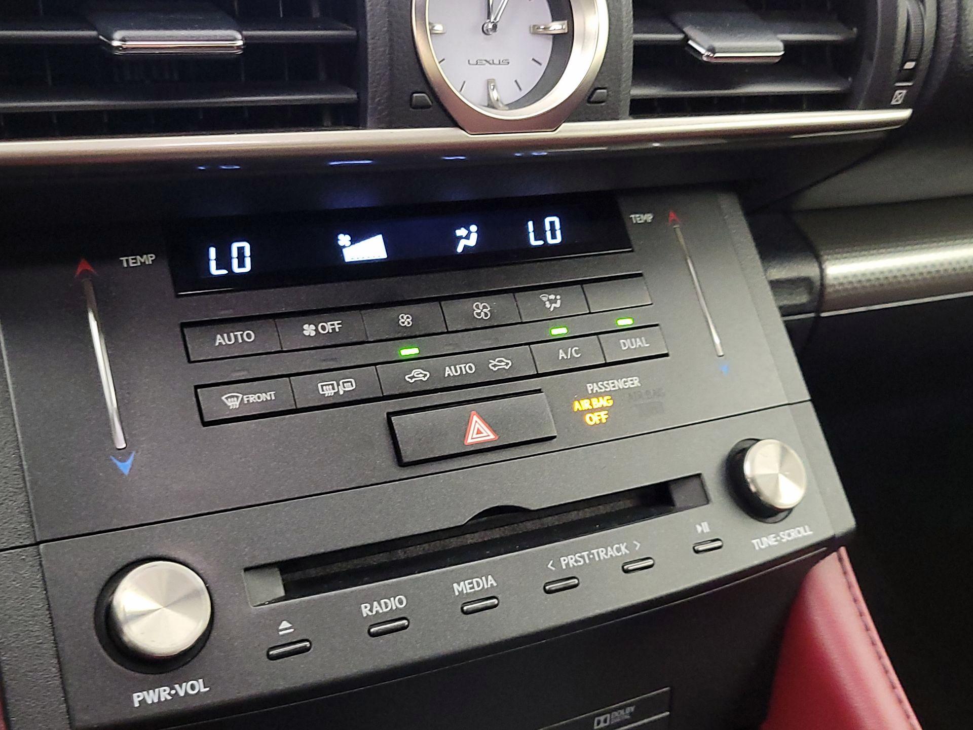 Thumbnail: 2016 Lexus RC - 16