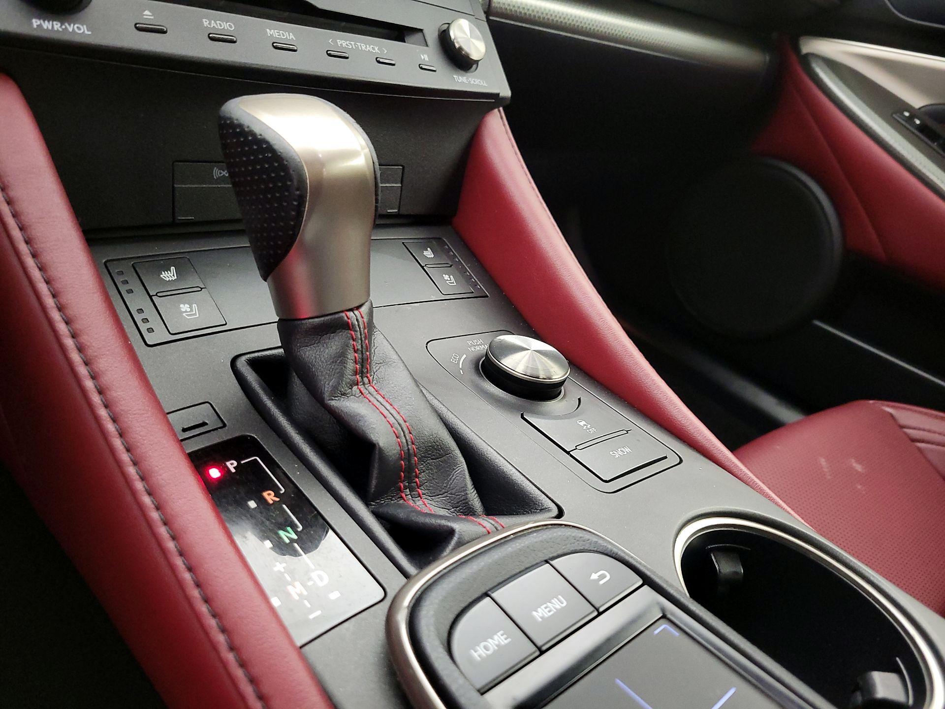 Thumbnail: 2016 Lexus RC - 17