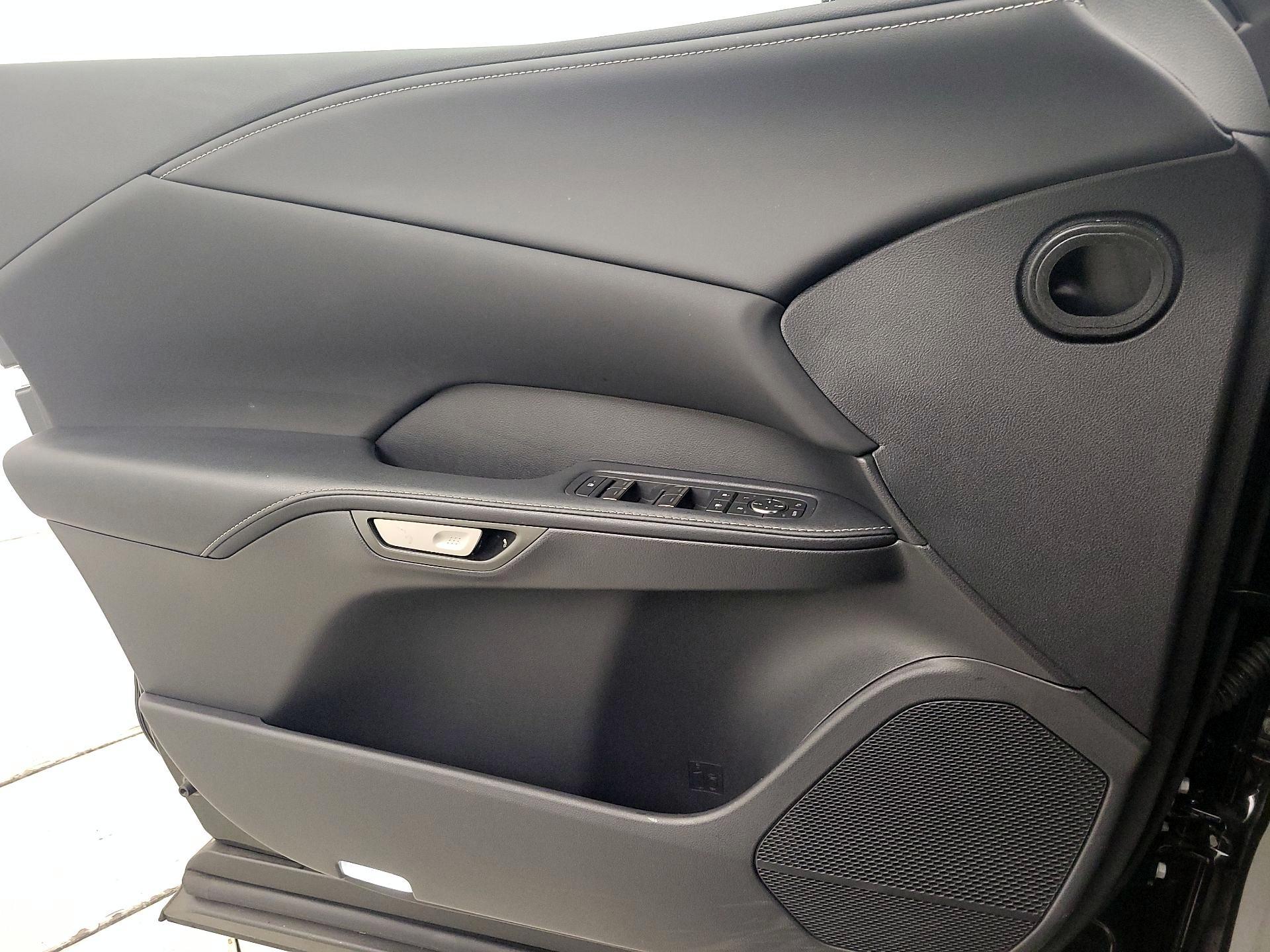 Thumbnail: 2025 Lexus RX - 10