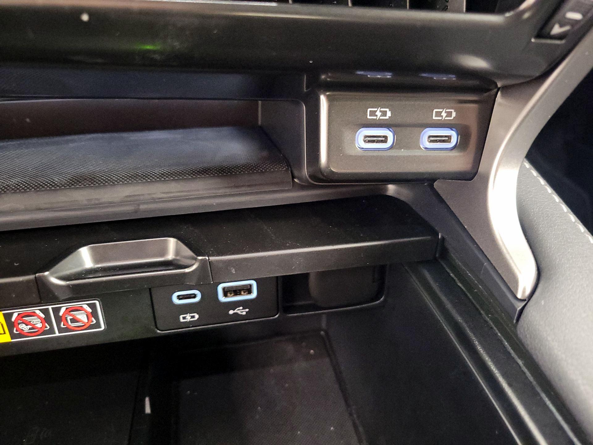 Thumbnail: 2025 Lexus RX - 17