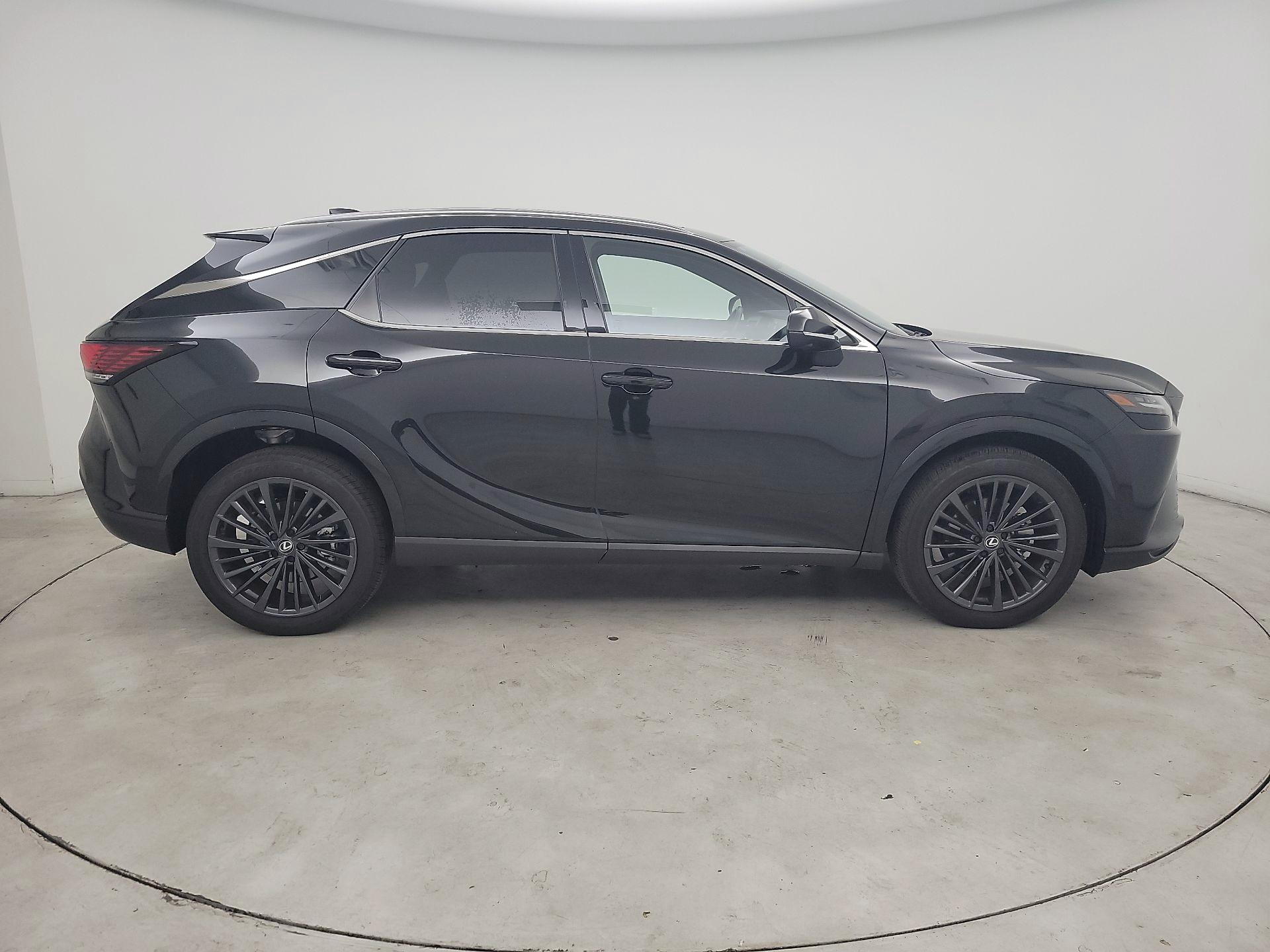 Thumbnail: 2025 Lexus RX - 4