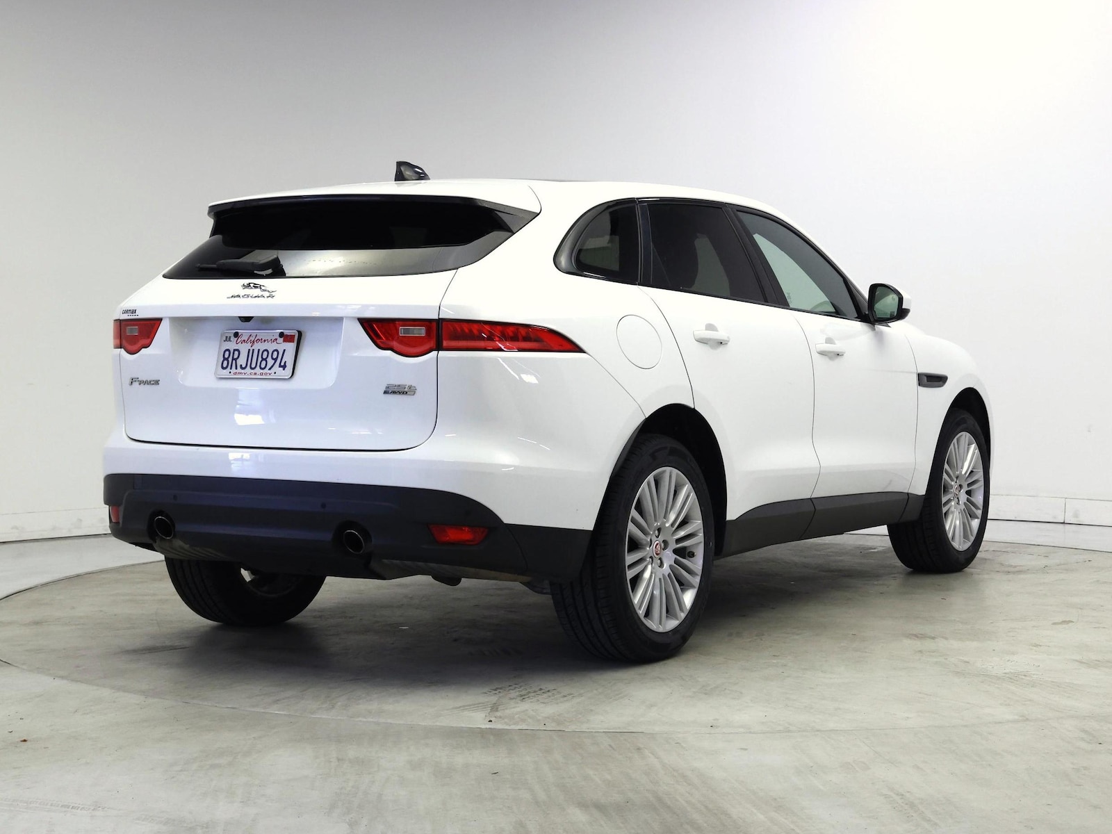 2020 Jaguar F-Pace Premium - Photo 9