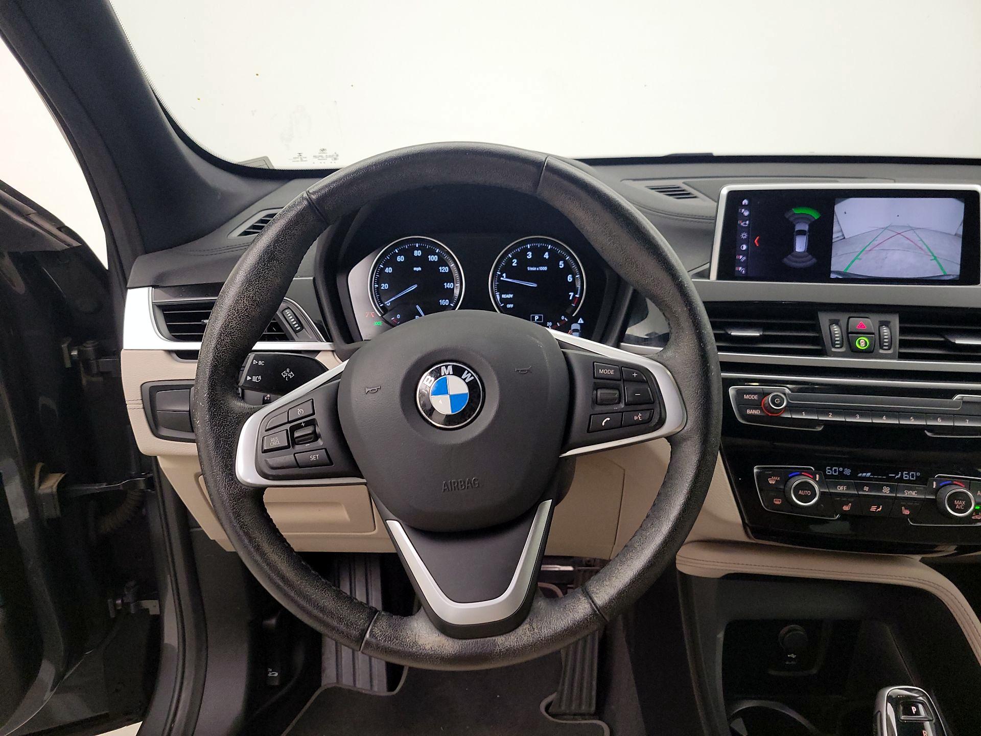 Thumbnail: 2021 BMW X1 - 10