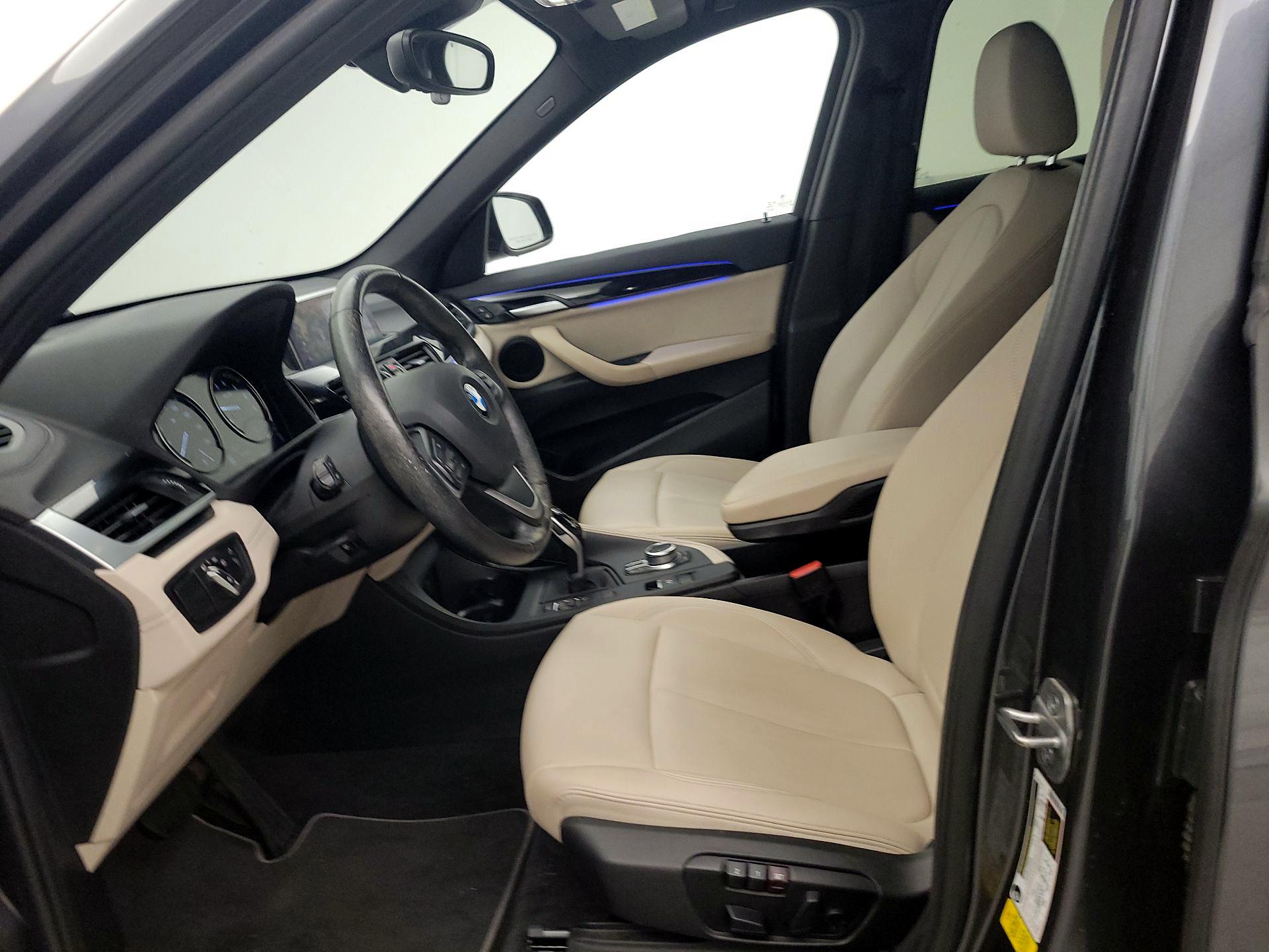 Thumbnail: 2021 BMW X1 - 11